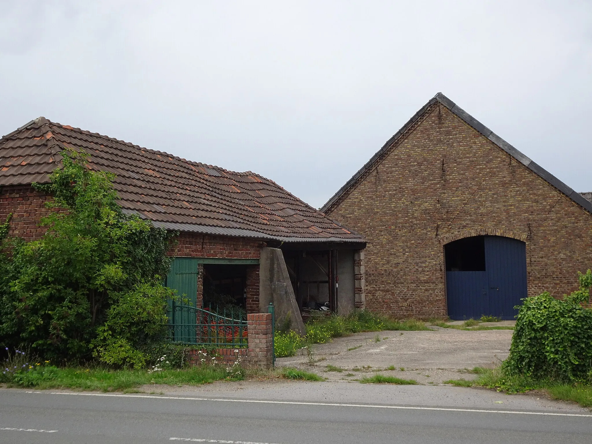 Photo showing: Kalkar-Kehrum, Uedemer Straße, achterzijde boerderij-ensemble Florenweg 1