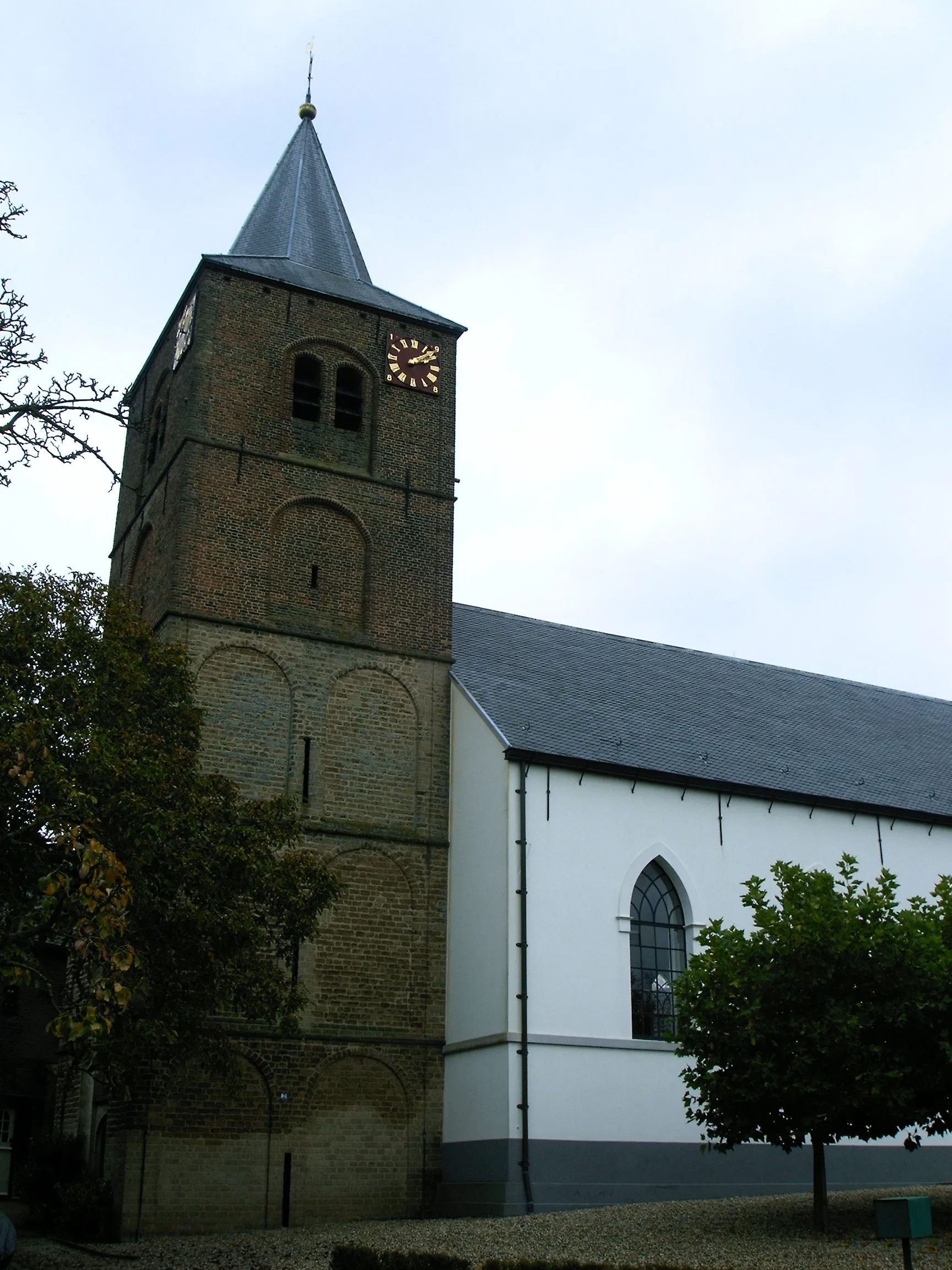 Photo showing: De Nederlands Hervormde Kerk in Deil