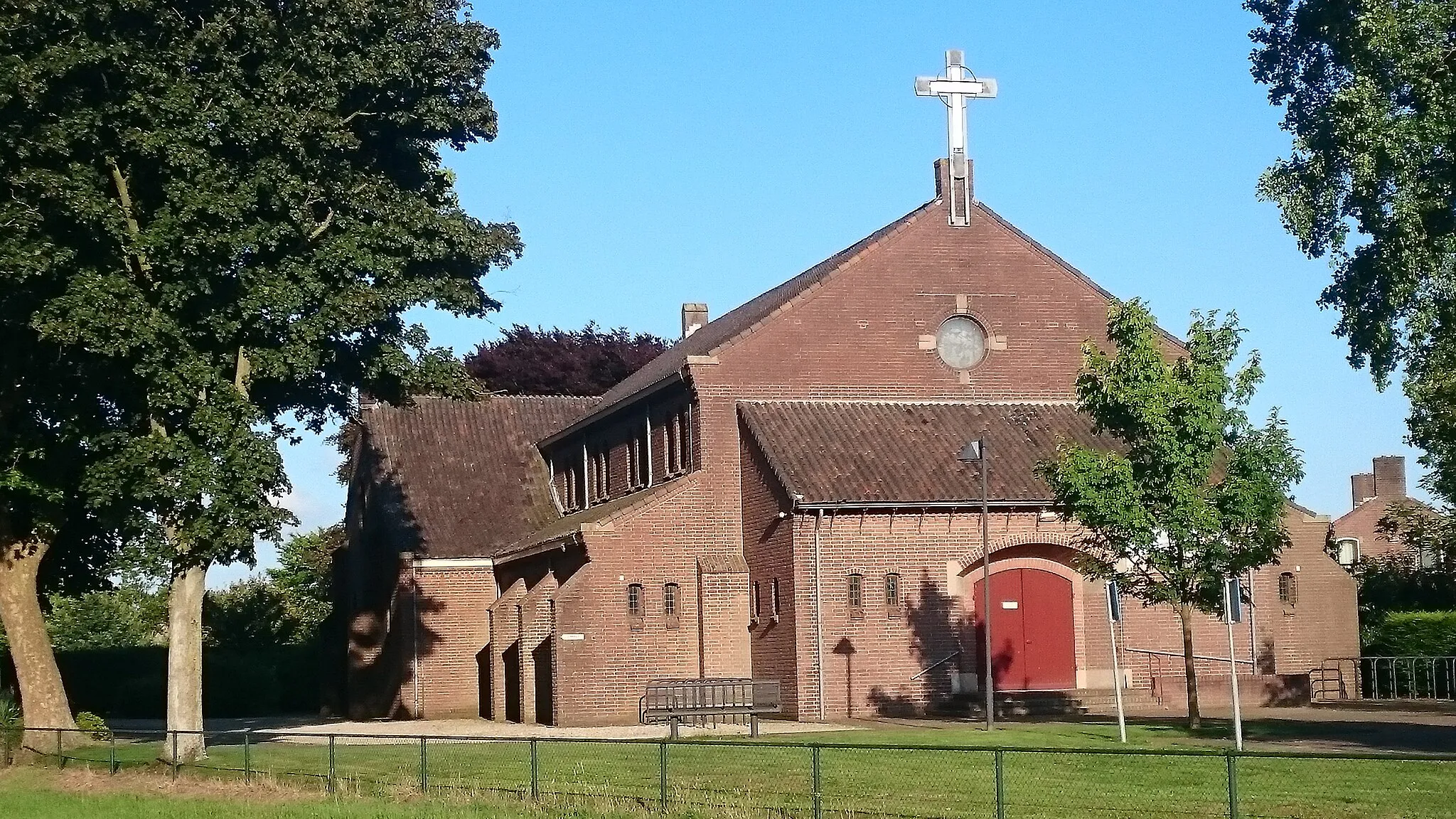 Photo showing: rk kerk te Braamt