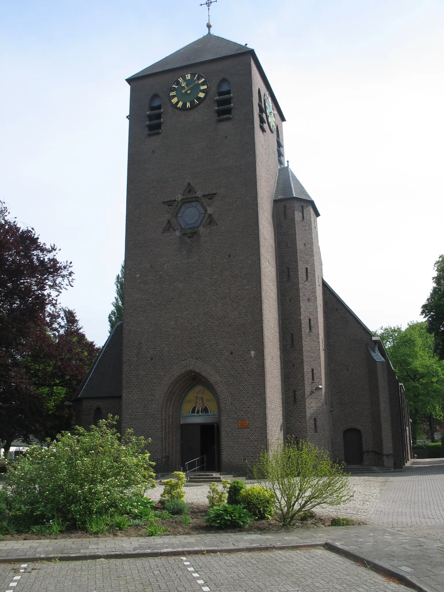 Photo showing: Church in Keijenborg