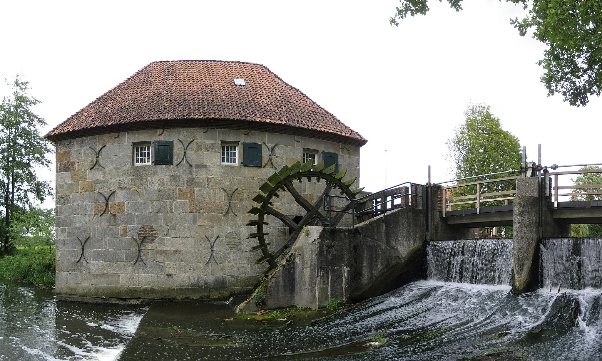 Photo showing: This is an image of rijksmonument number 14608