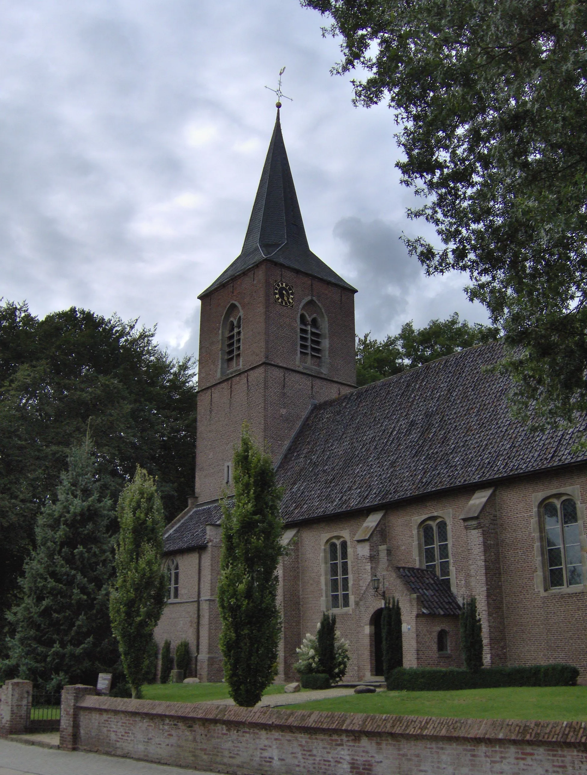 Photo showing: The Johanneskerk, a Dutch Reformed church in Diepenheim, a city in the municipality of Hof van Twente, Netherlands