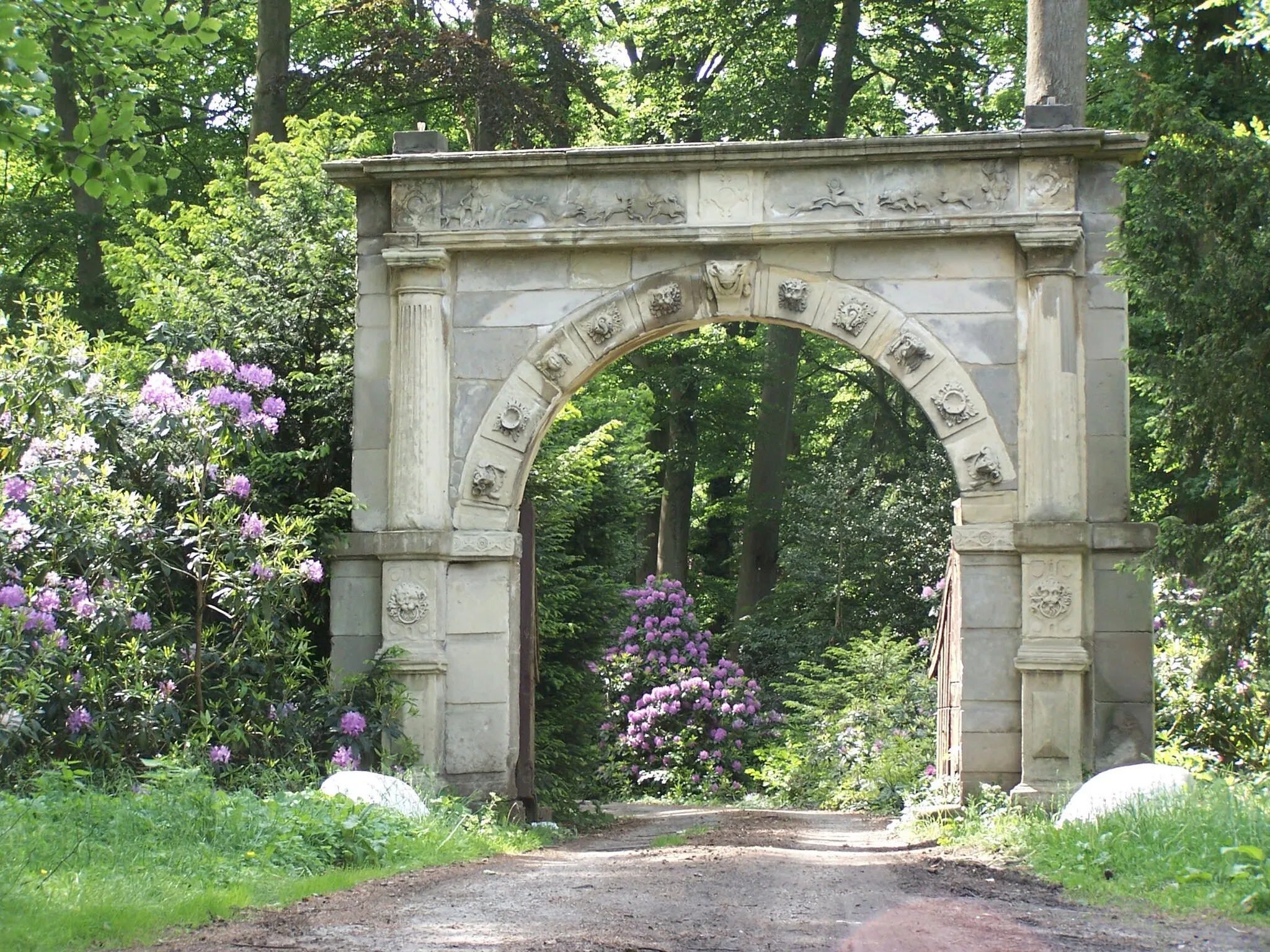 Photo showing: Gate of the Estate "Het Stroot" in Twekkelo, Netherlands. An object in the Dutch National Trust