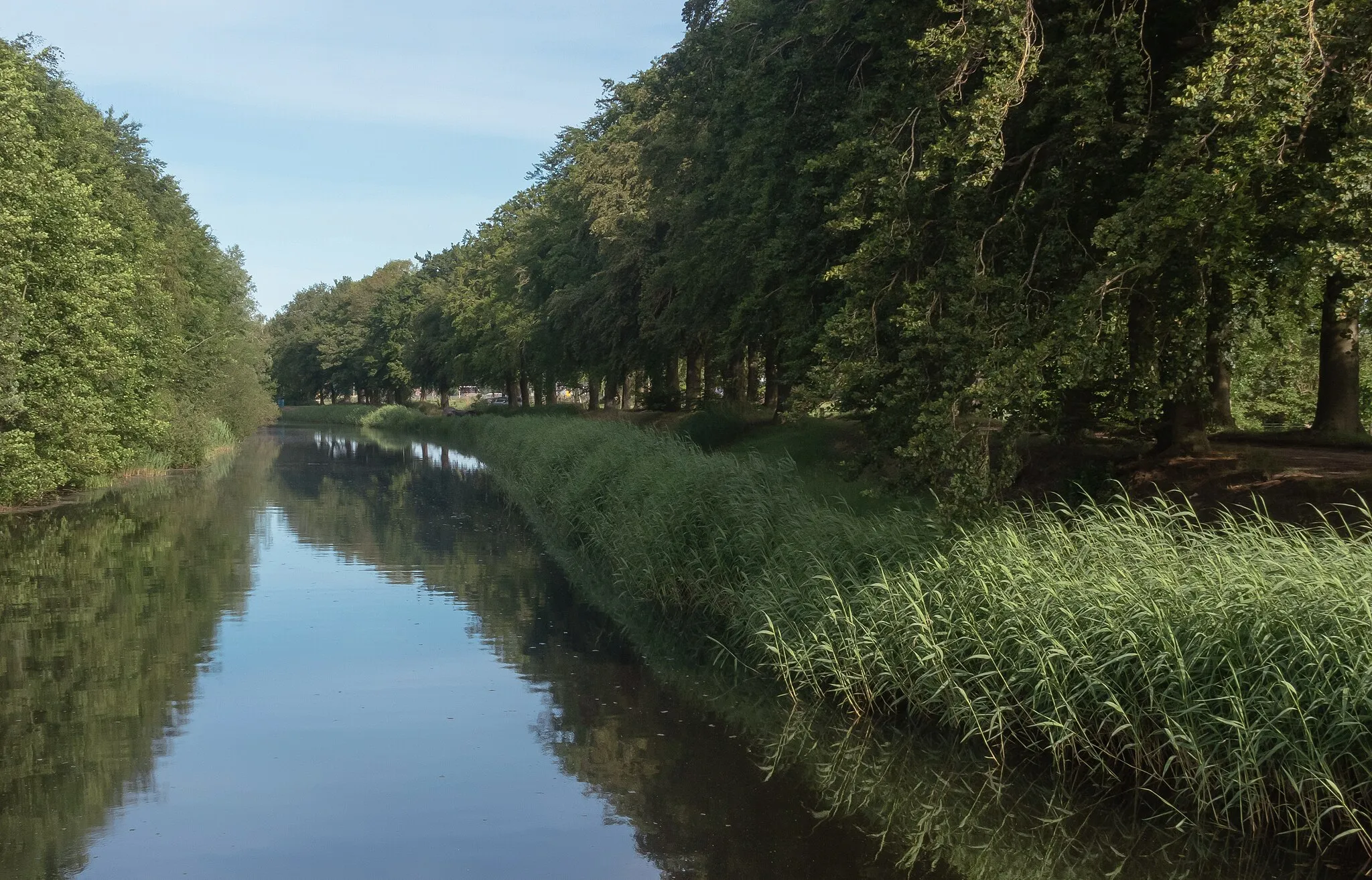 Photo showing: between Holten and Laren, stream (the Schipbeek) from the Larenseweg