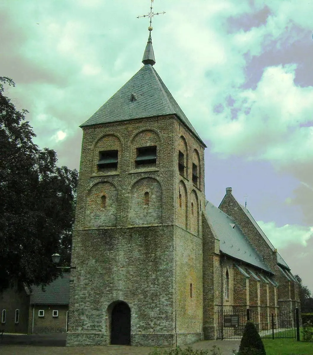 Photo showing: 14e eeuwse toren van de Nicolaaskerk te Wesepe (Olst-Wijhe) Nederland
