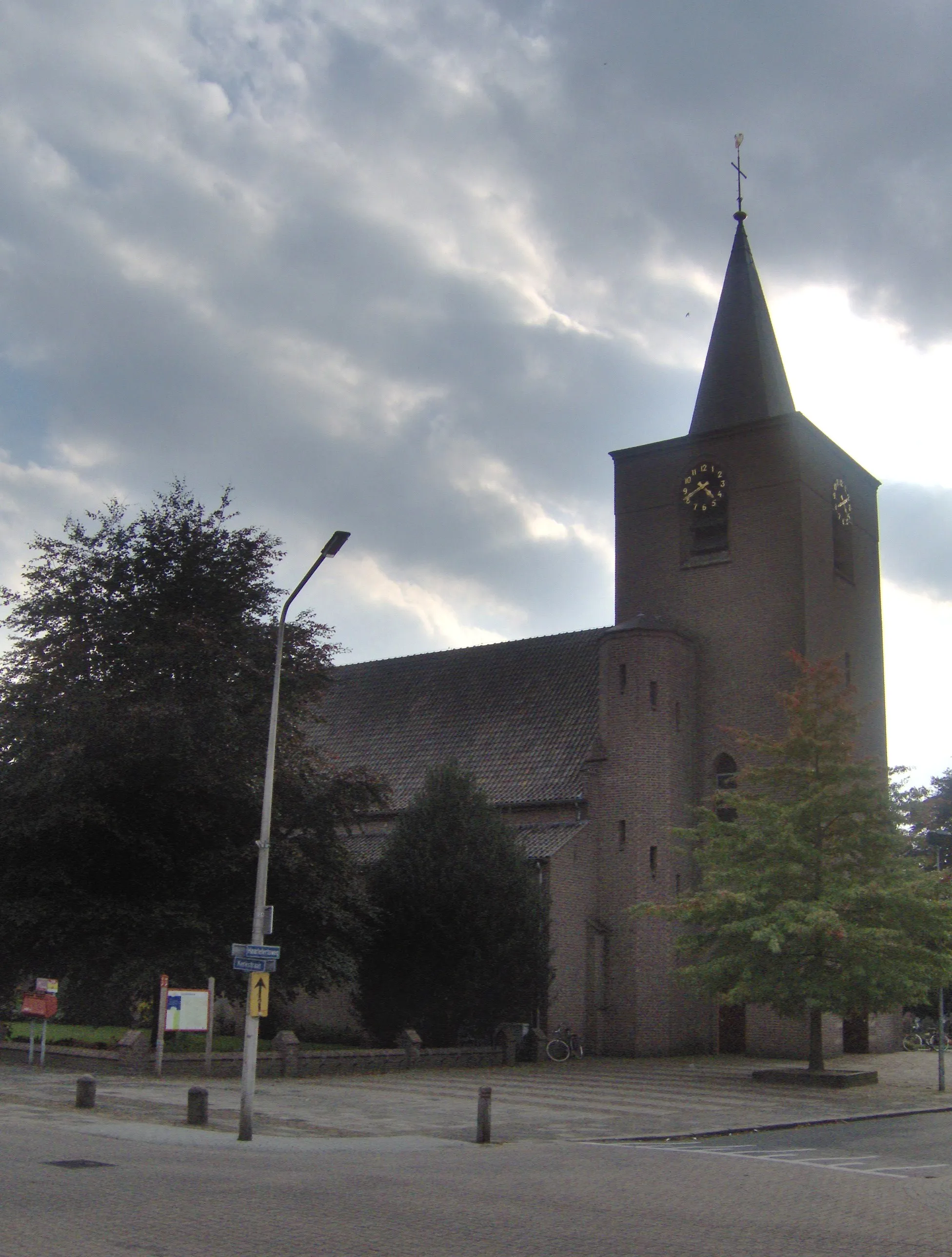 Photo showing: The Roman Catholic Church of Reutum in the municipality of Tubbergen, Overijssel, The Netherlands.