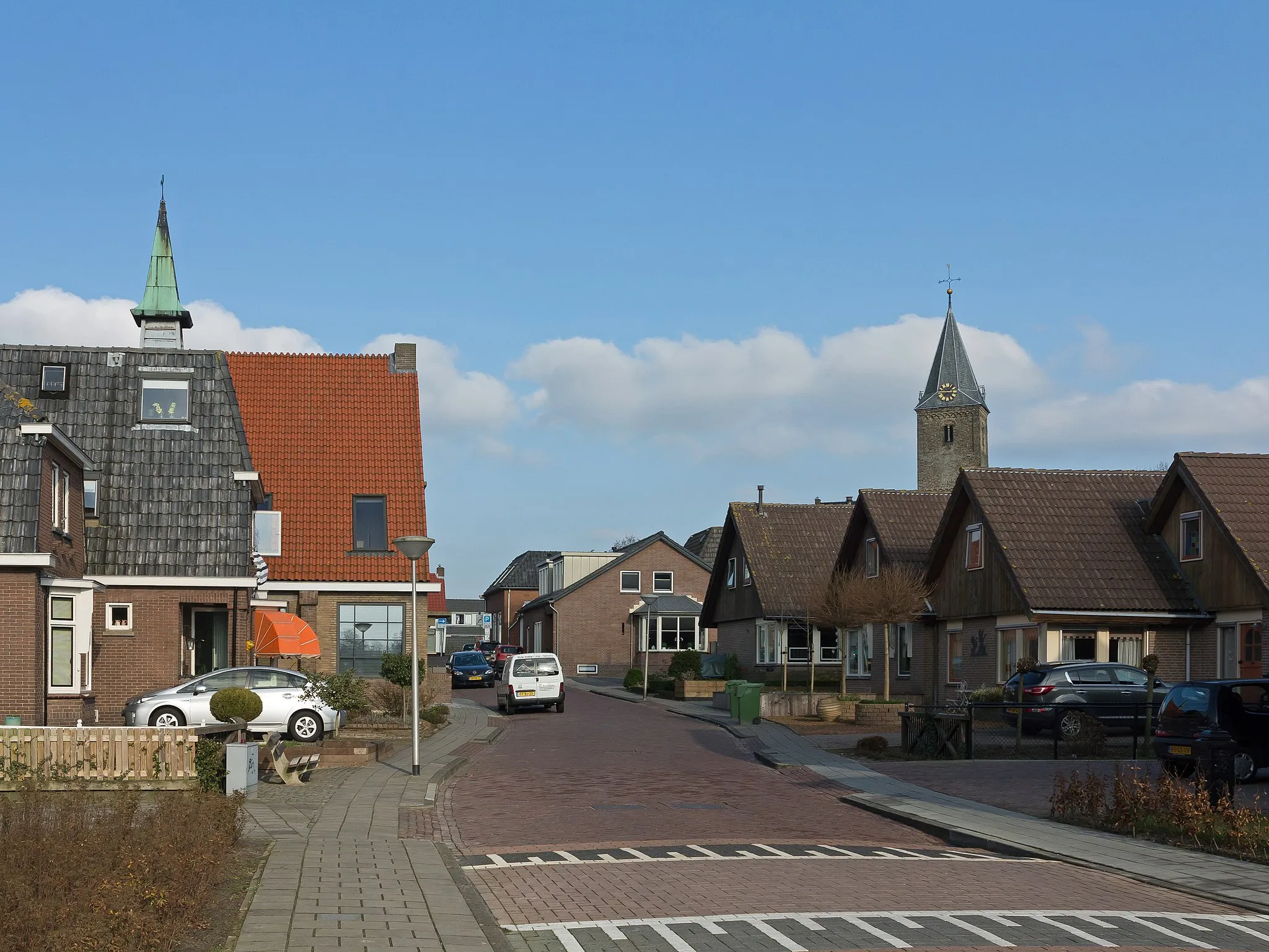 Photo showing: IJsselmuiden, two reformed churches
