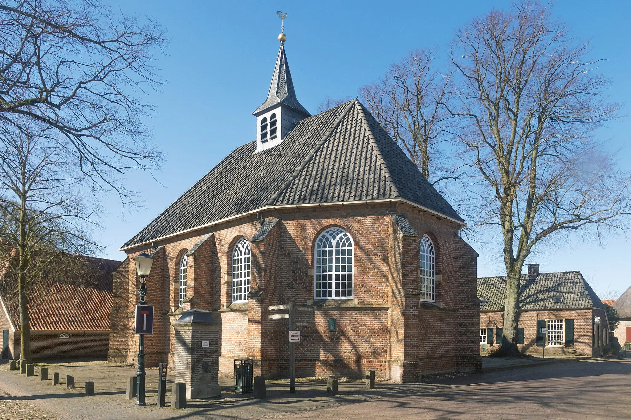 Photo showing: Bronkhorst, chapel