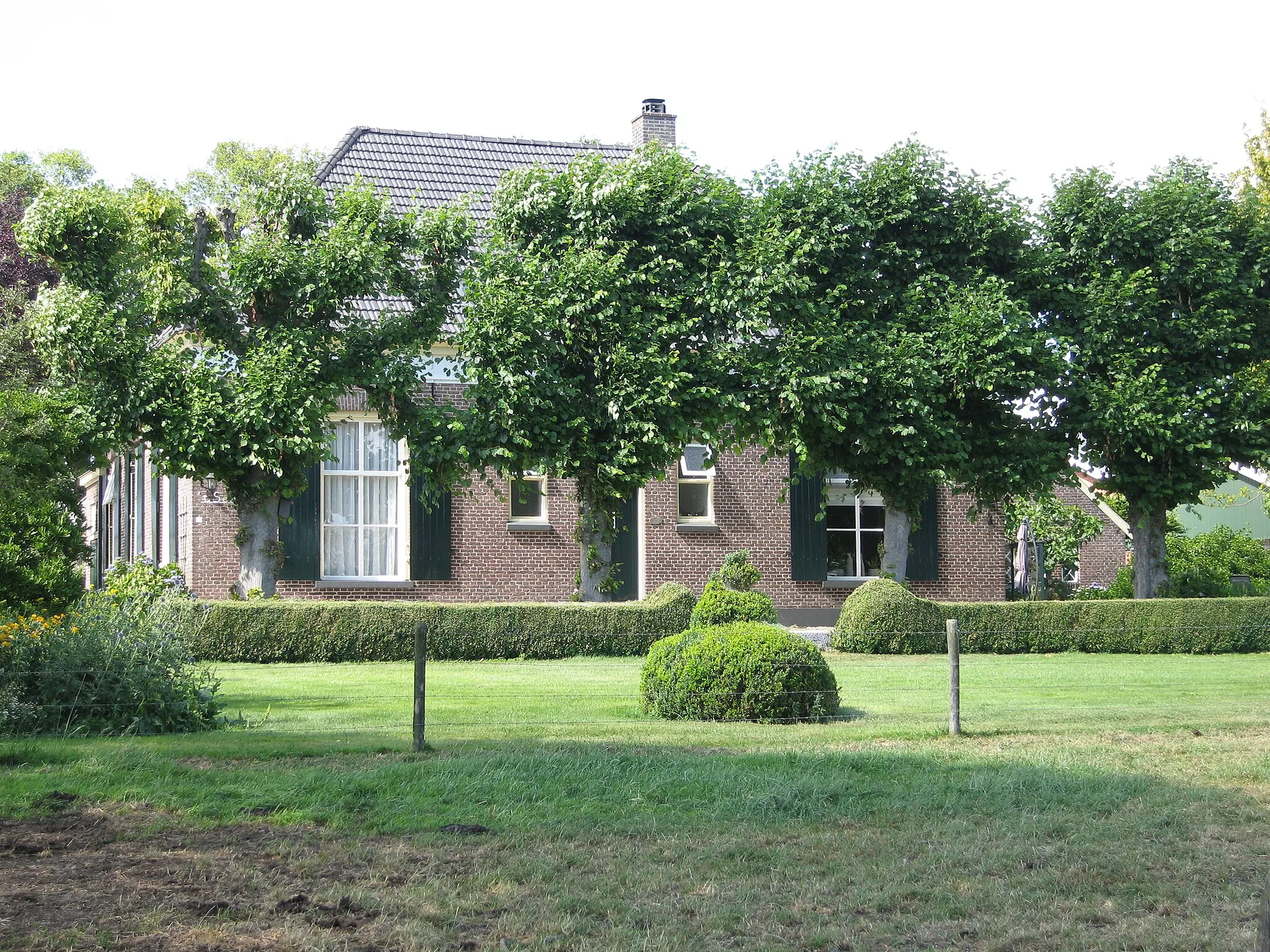 Photo showing: This is an image of a municipal monument in Lochem with number