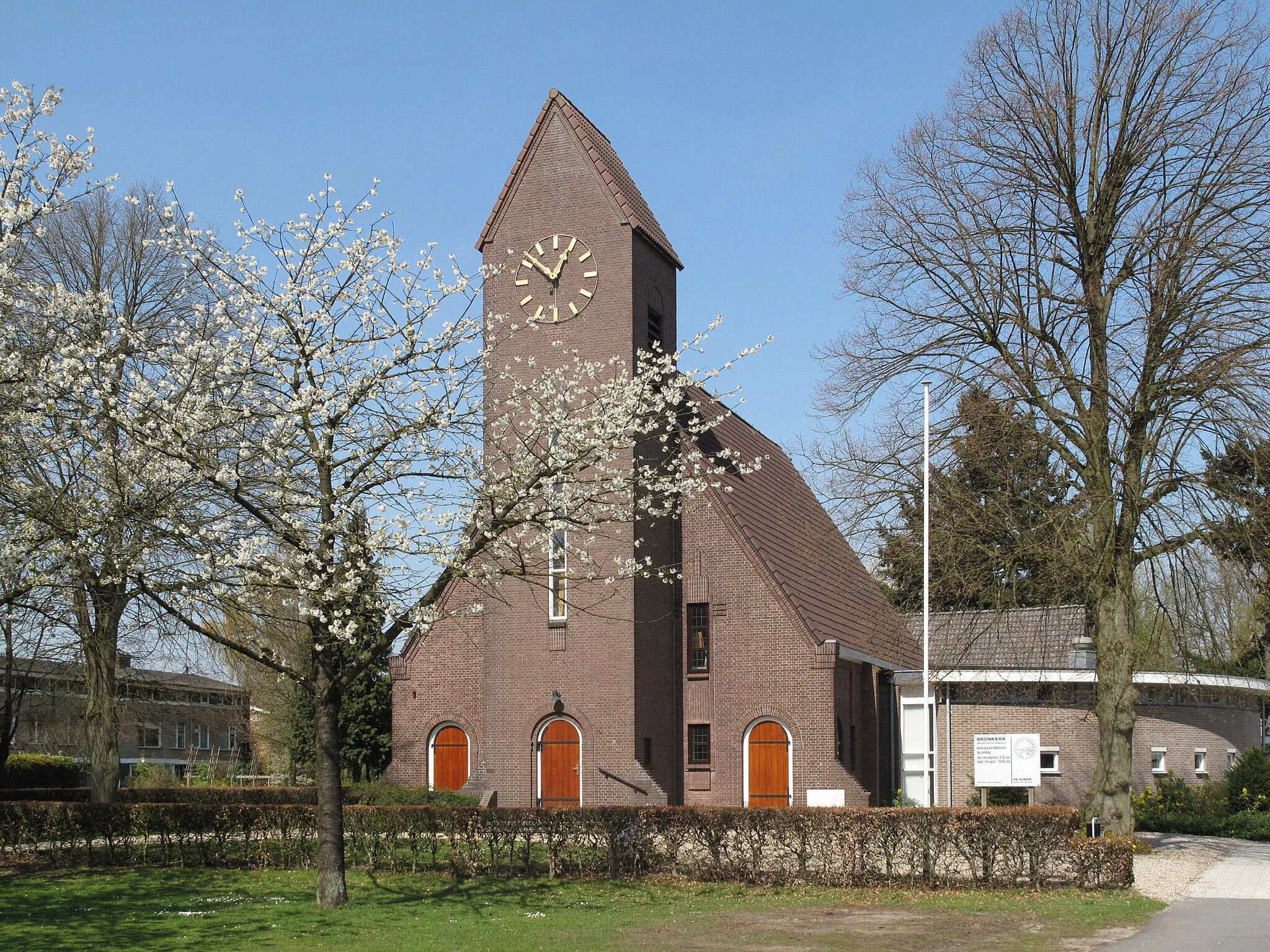 Photo showing: Ugchelen, church