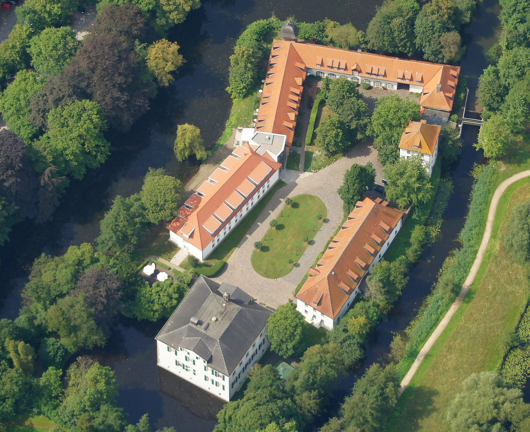 Photo showing: Haus Pröbsting is a castle in Borken, district of Borken in North Rhine-Westphalia, Germany.