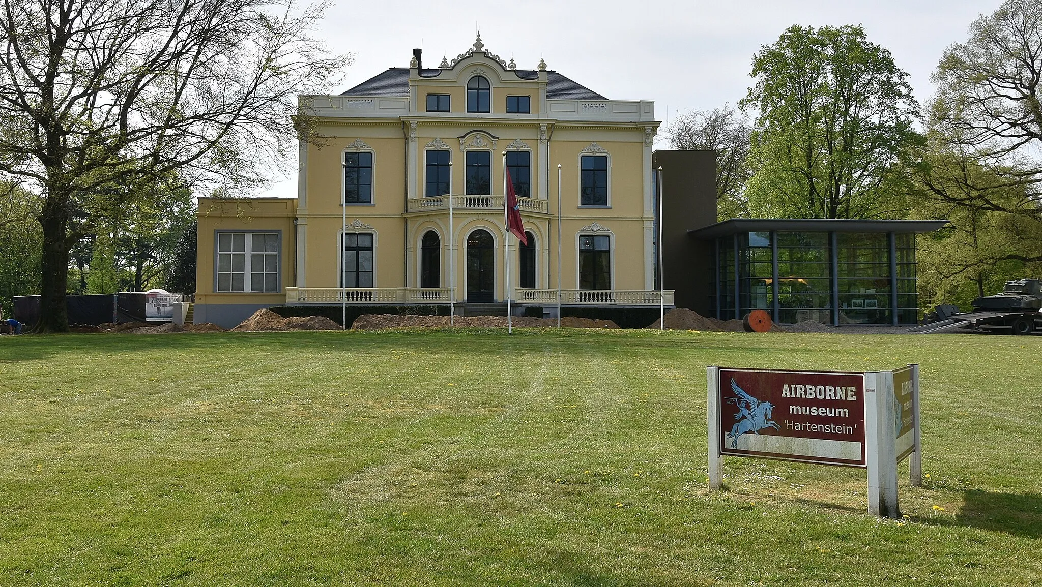 Photo showing: Airborne Museum Hartenstein Oosterbeek 23-04-2019 9-36-42