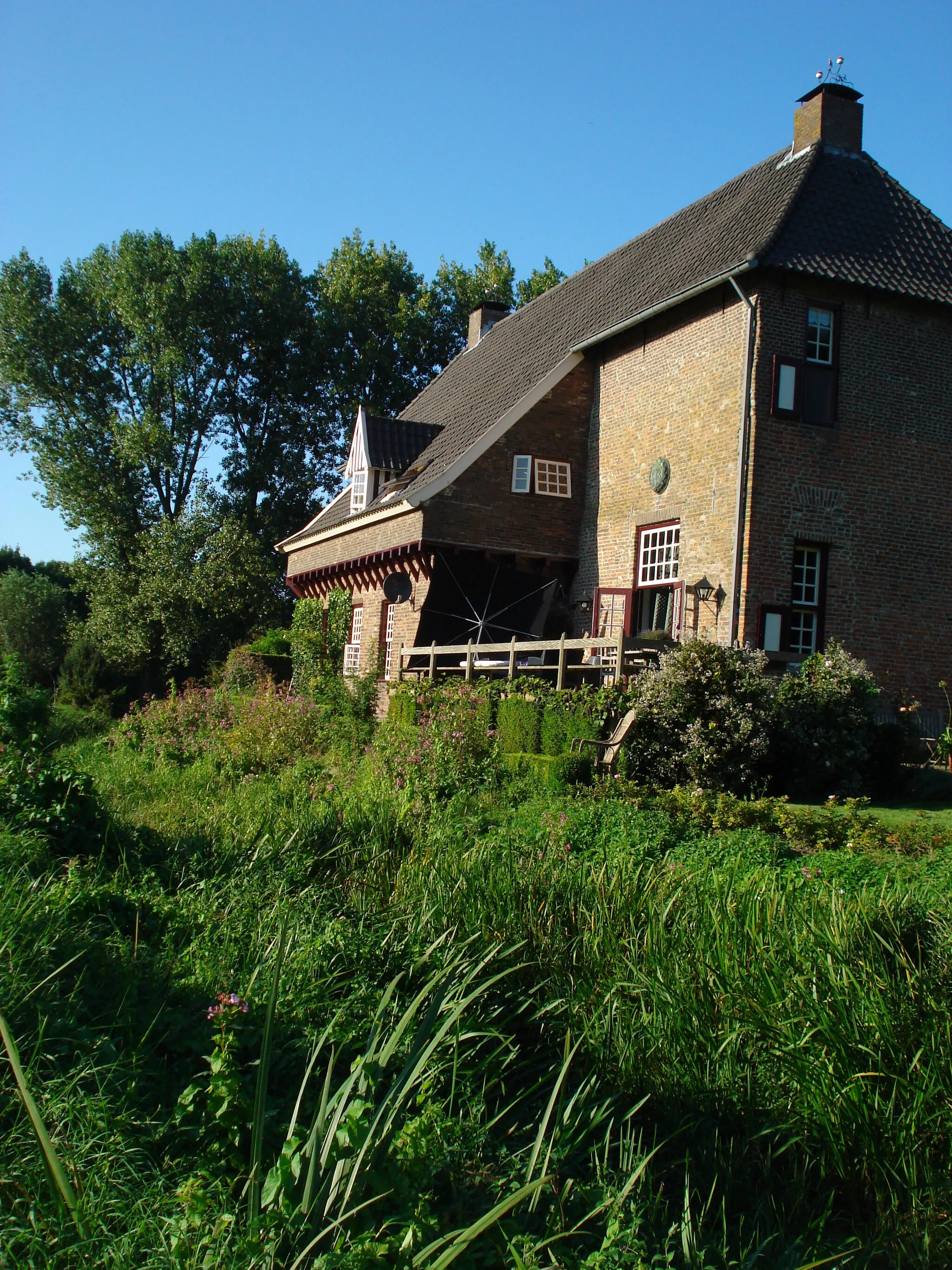 Photo showing: Oud-Zevenaar (Gld-NL) Havezate Camphuysen (castle) backview