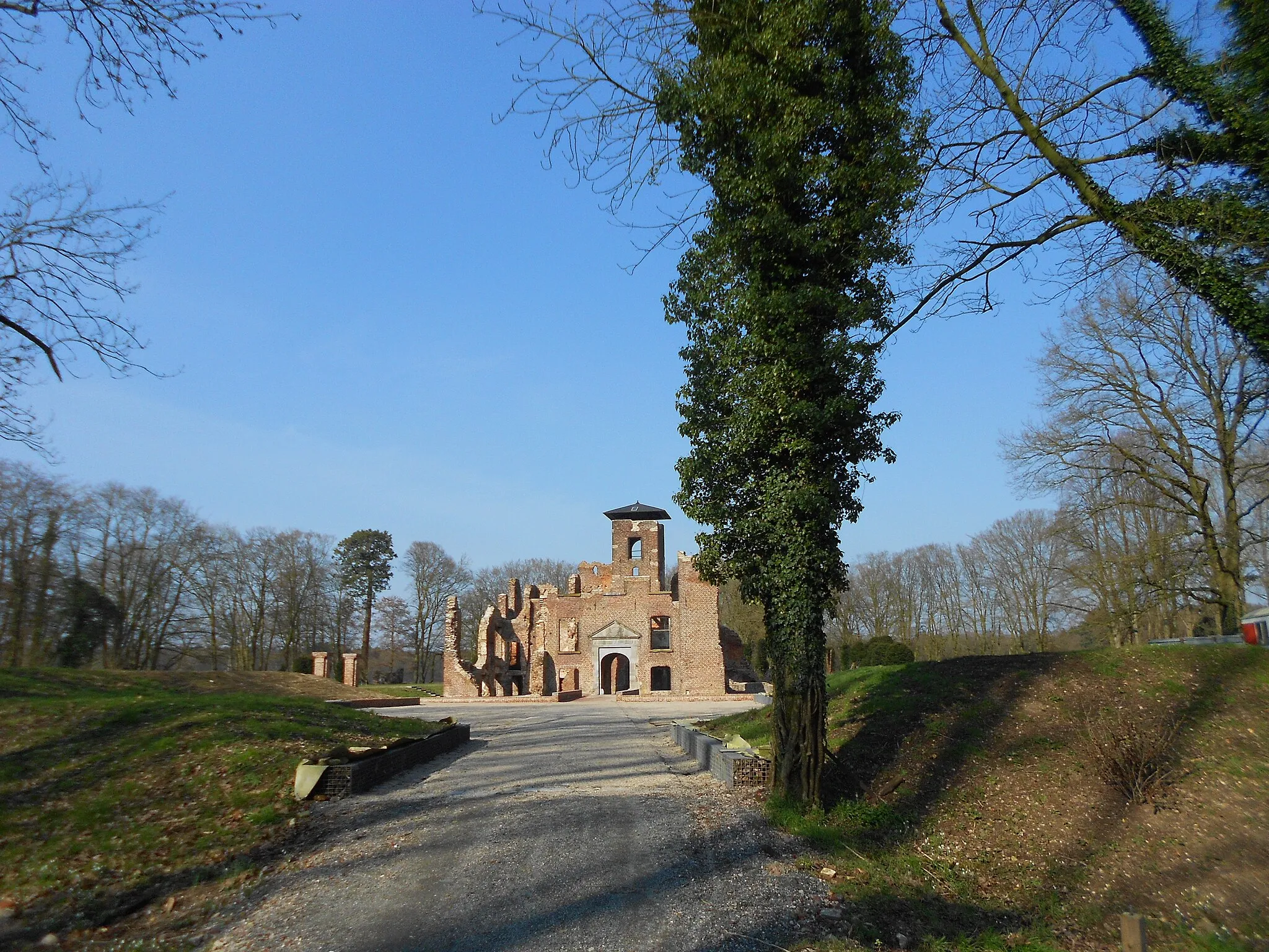 Photo showing: De ruïne van het kasteel Bleijenbeek in Afferden (provincie Limburg, Nederland).