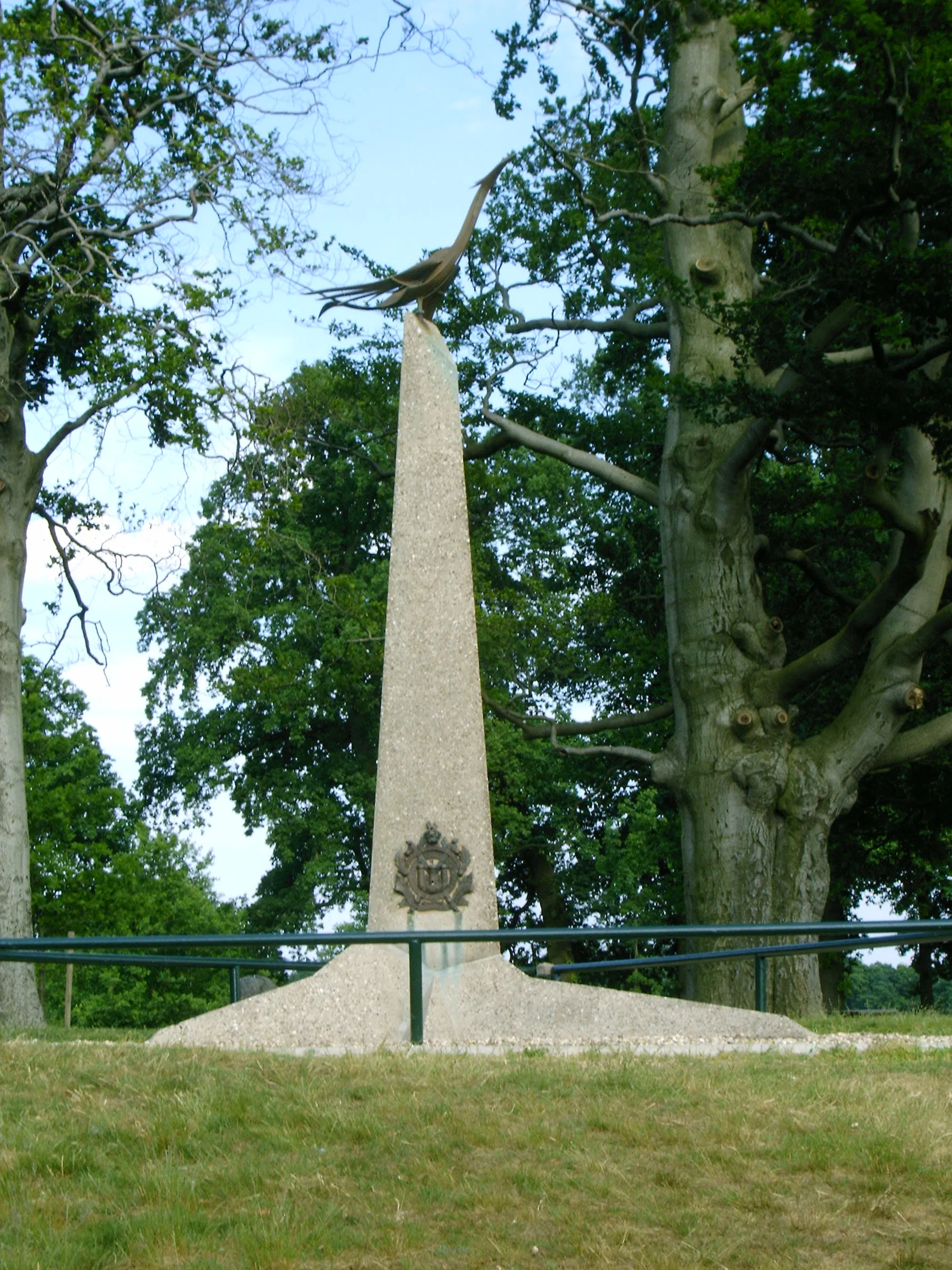 Photo showing: Ede, Airborne monument op de hei