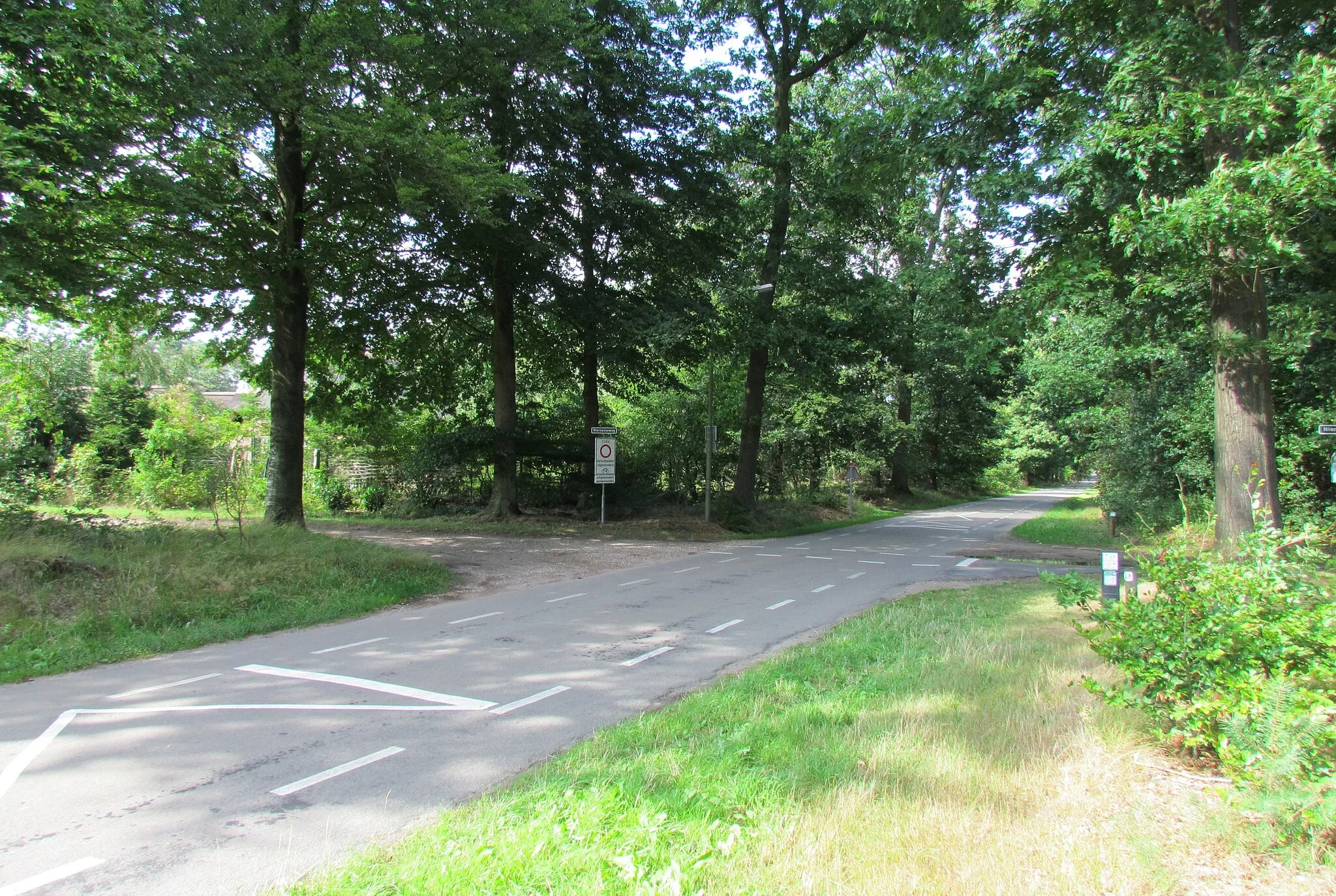 Photo showing: Niersen (gemeente Epe, NL): kruising Niersenseweg en Elburgerweg