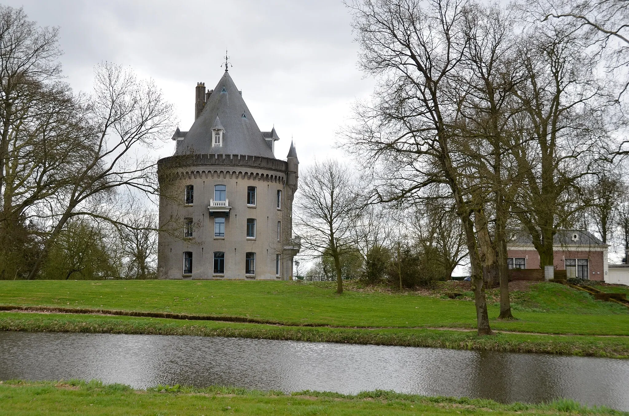 Photo showing: The so called "Spankeren tower" near the IJsselriver at Dieren