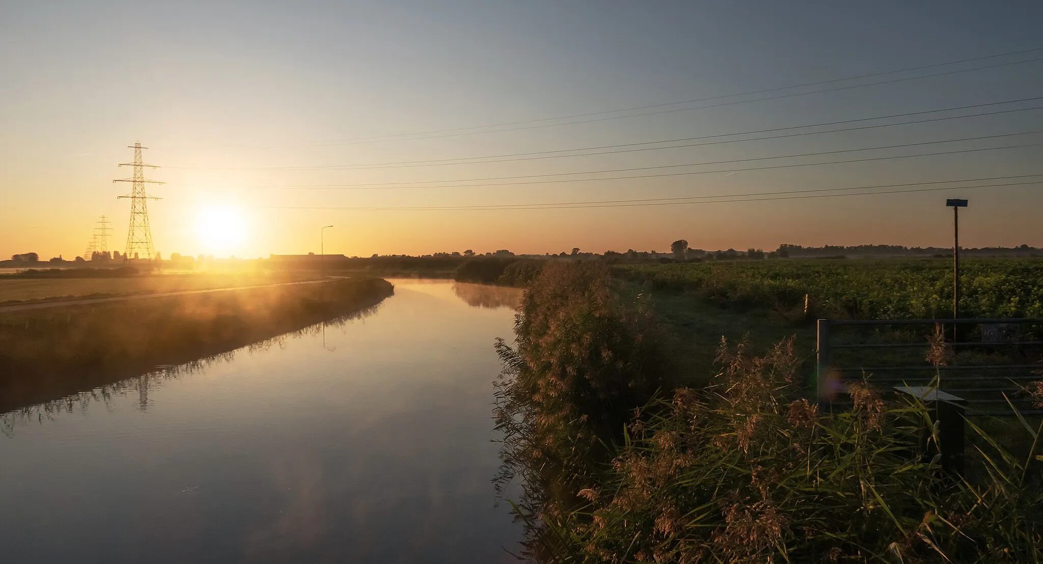 Photo showing: Haalderen, river the de Linge to the south east from the Goudsbloempad Noord