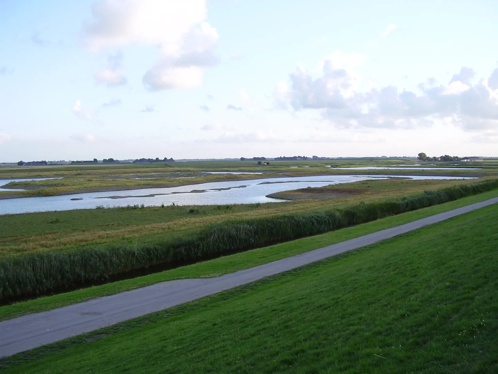 Photo showing: Emmapolder