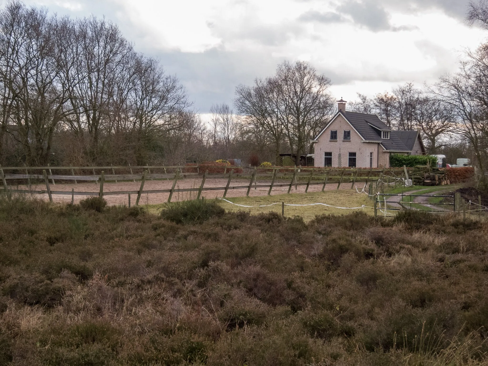 Photo showing: Huisje aan de Joure van der Meer weg
