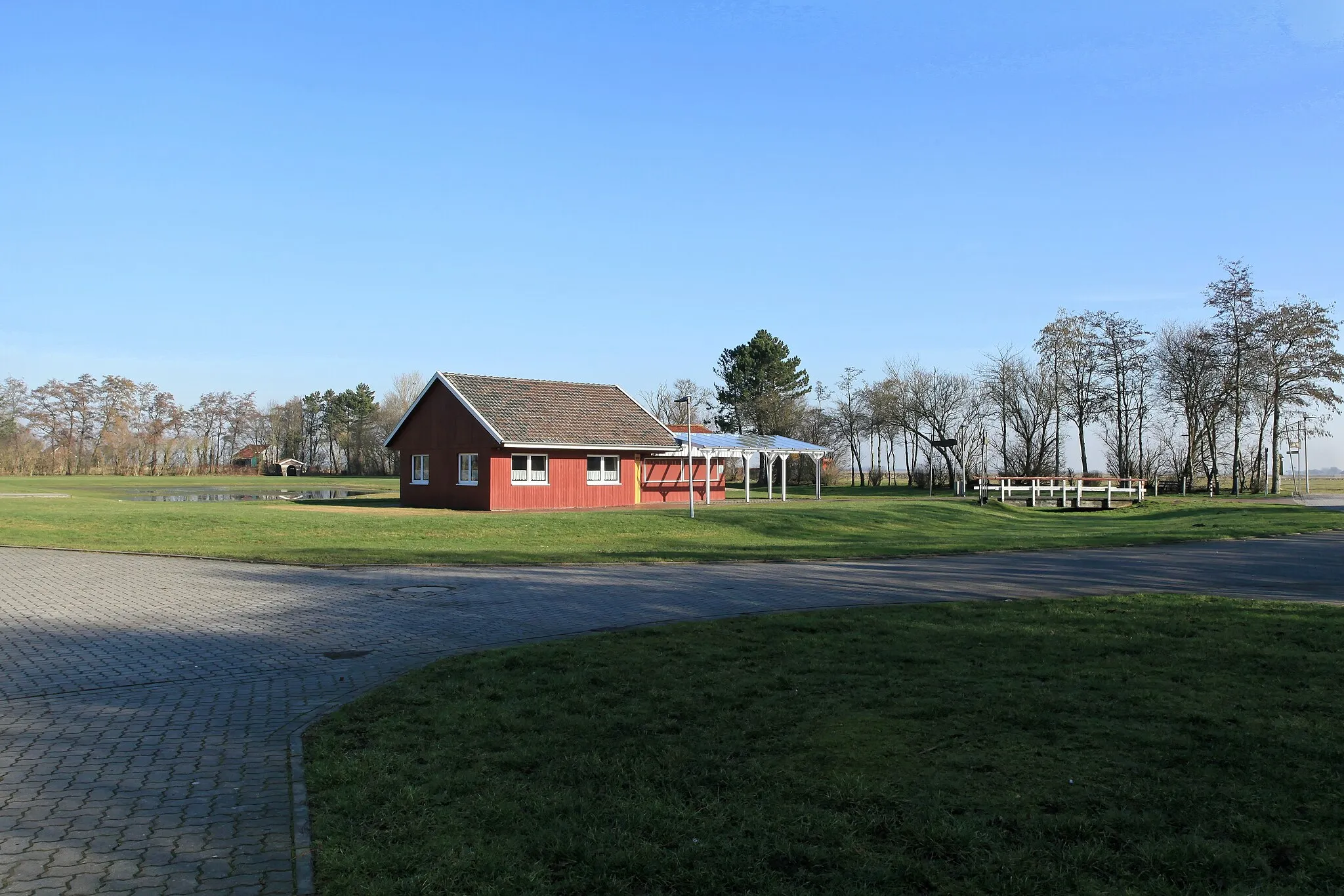 Photo showing: Freizeitfläche Ditzumerverlaat, Denkmalstraße in Bunde (Germany)