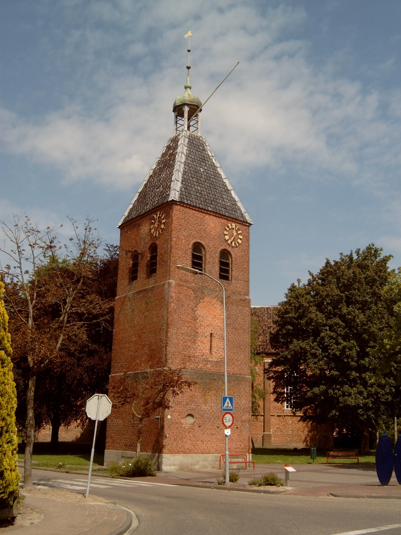 Photo showing: Beerta, tower
