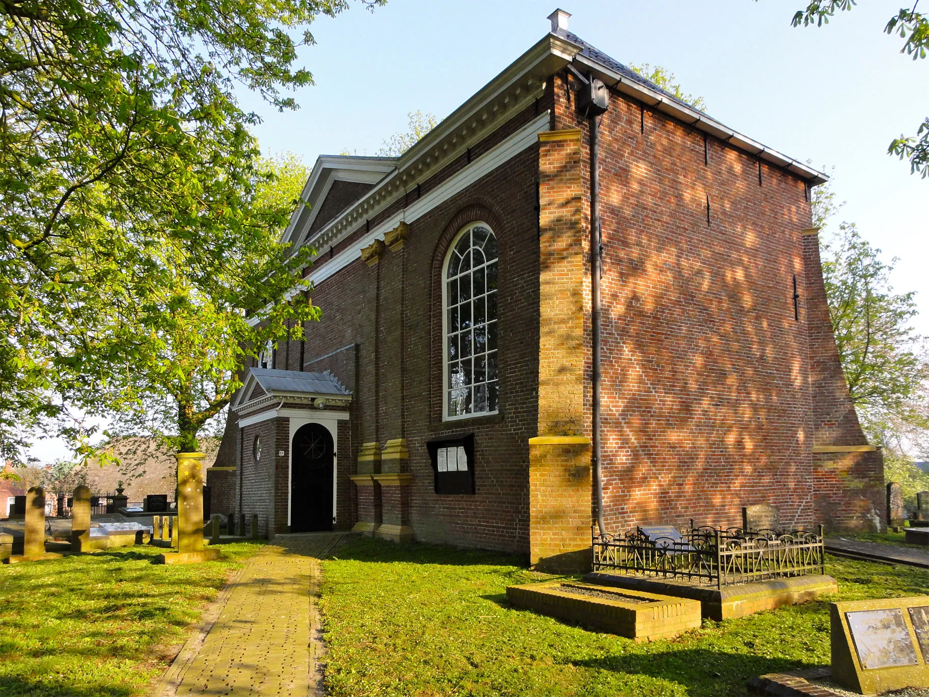 Photo showing: Kerk van Solwerd