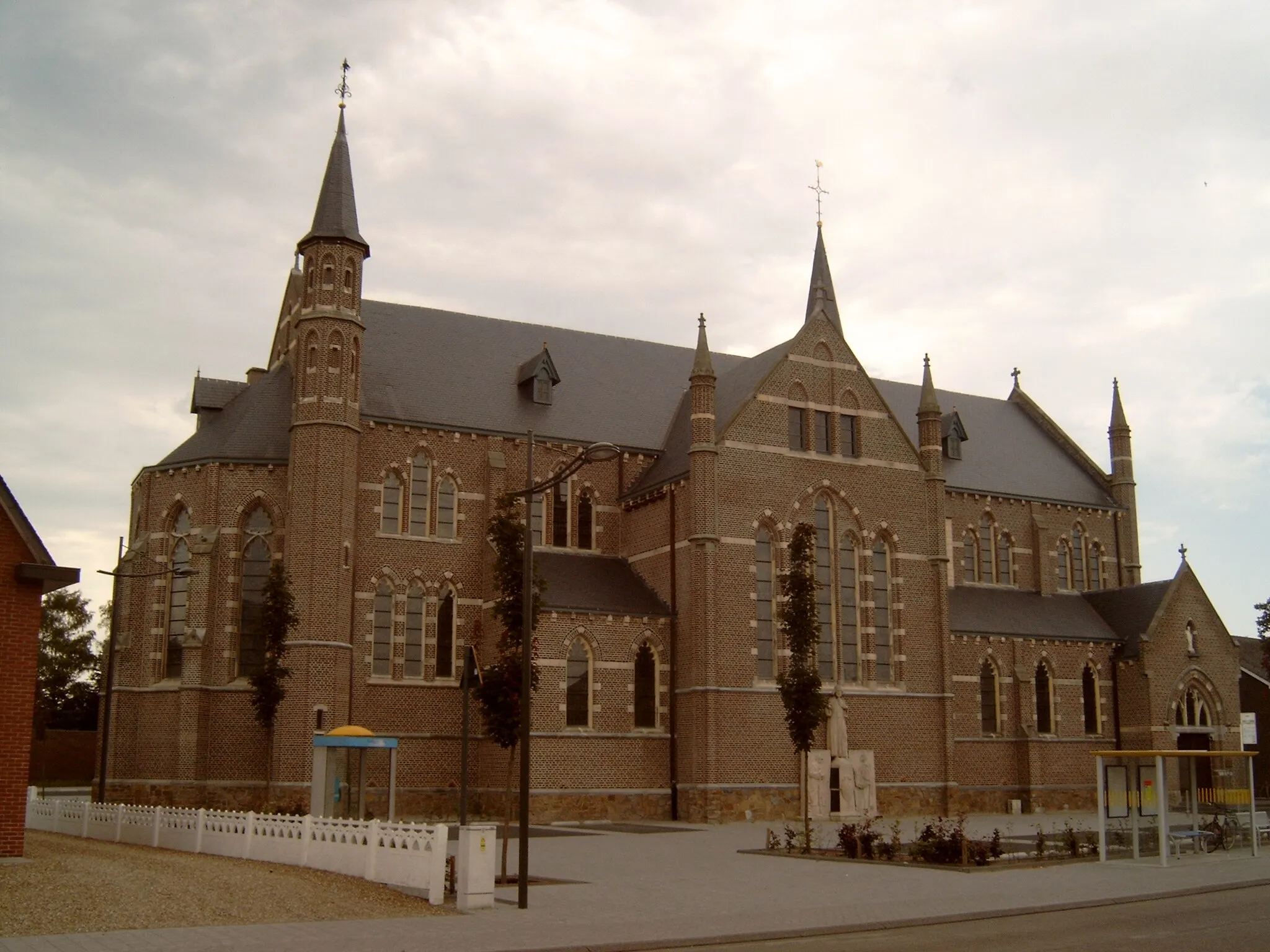 Photo showing: Kaulille, church