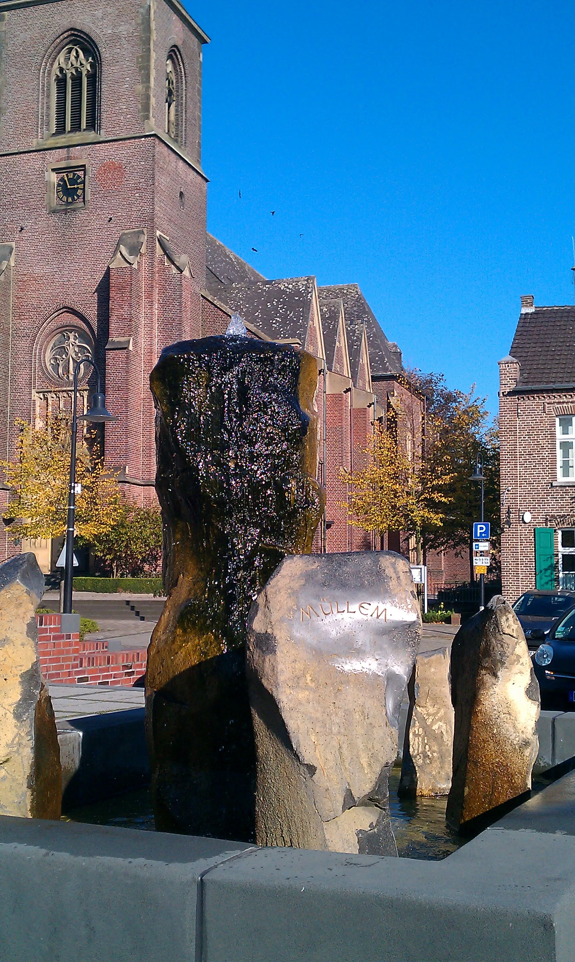 Photo showing: Brunnen vor der Kirche Sankt Martin in Wachtendonk-Wankum