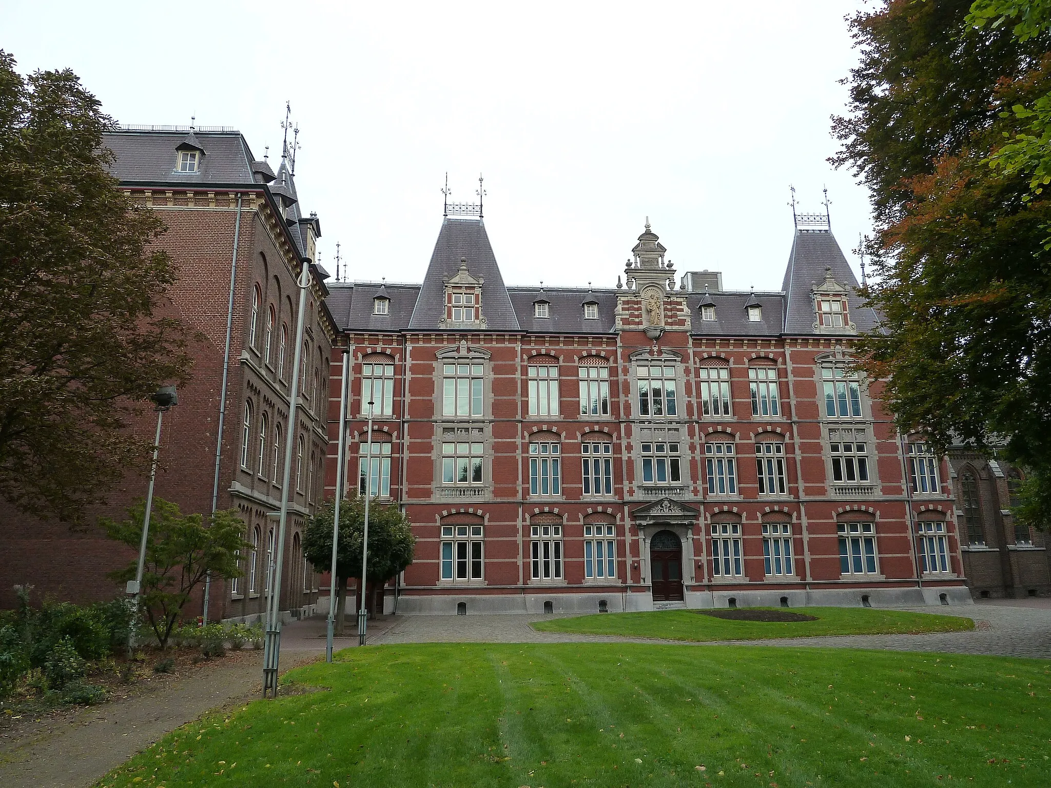 Photo showing: City hall, Breusterstraat 27, Eijsden, Limburg, the Netherlands