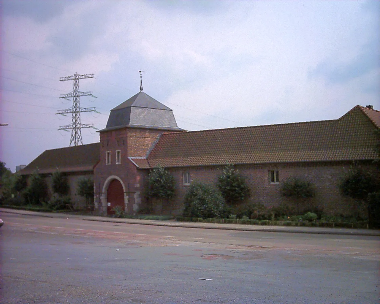 Photo showing: Poortgebouw van Kasteel Passarts-Nieuwenhagen, Passartweg 56 Heerlen, Limburg, Nederland