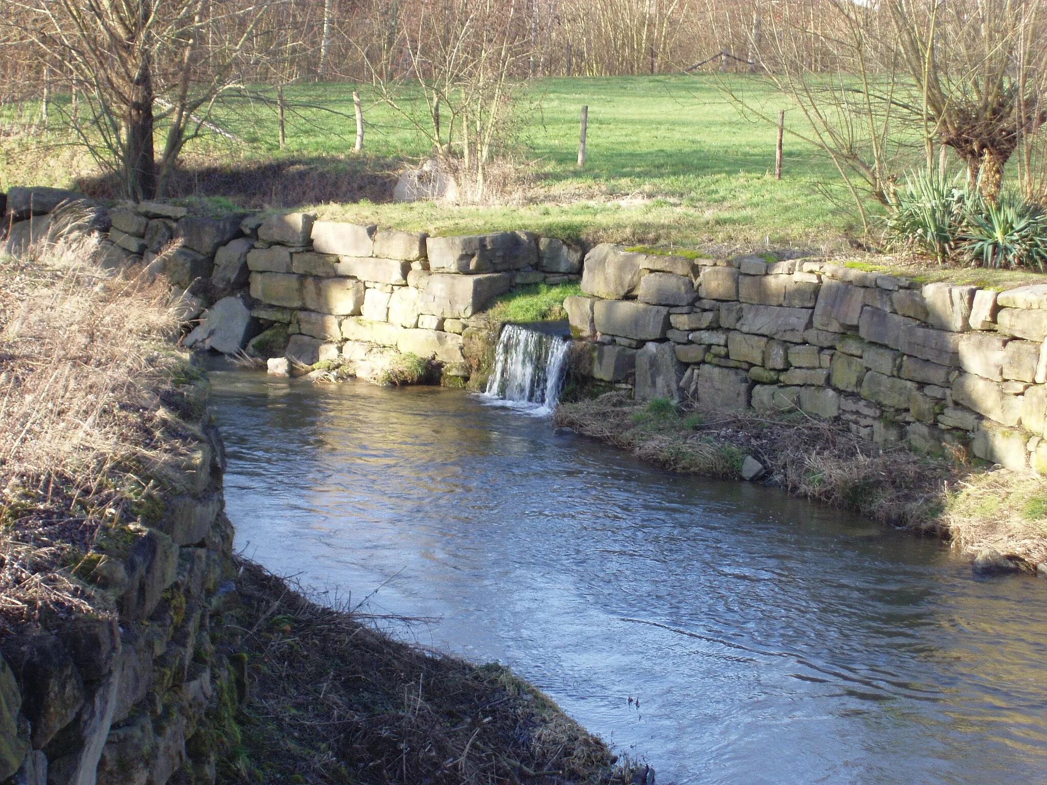 Photo showing: the water of the little stream Schoonbron jumps into the Geul, Schin op Geul, Limburg, Netherlands