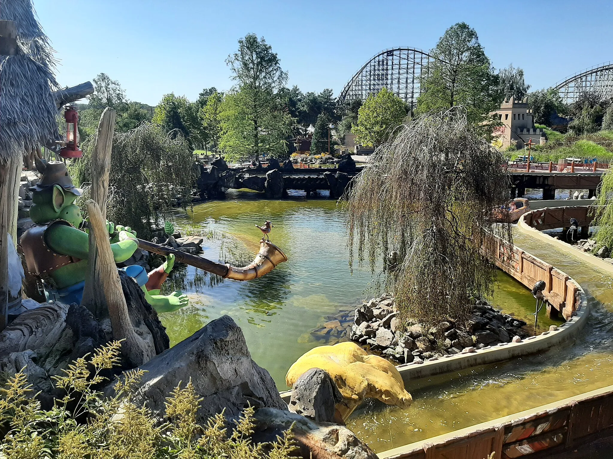 Photo showing: The log flume Expedition Zork in theme park Toverland.