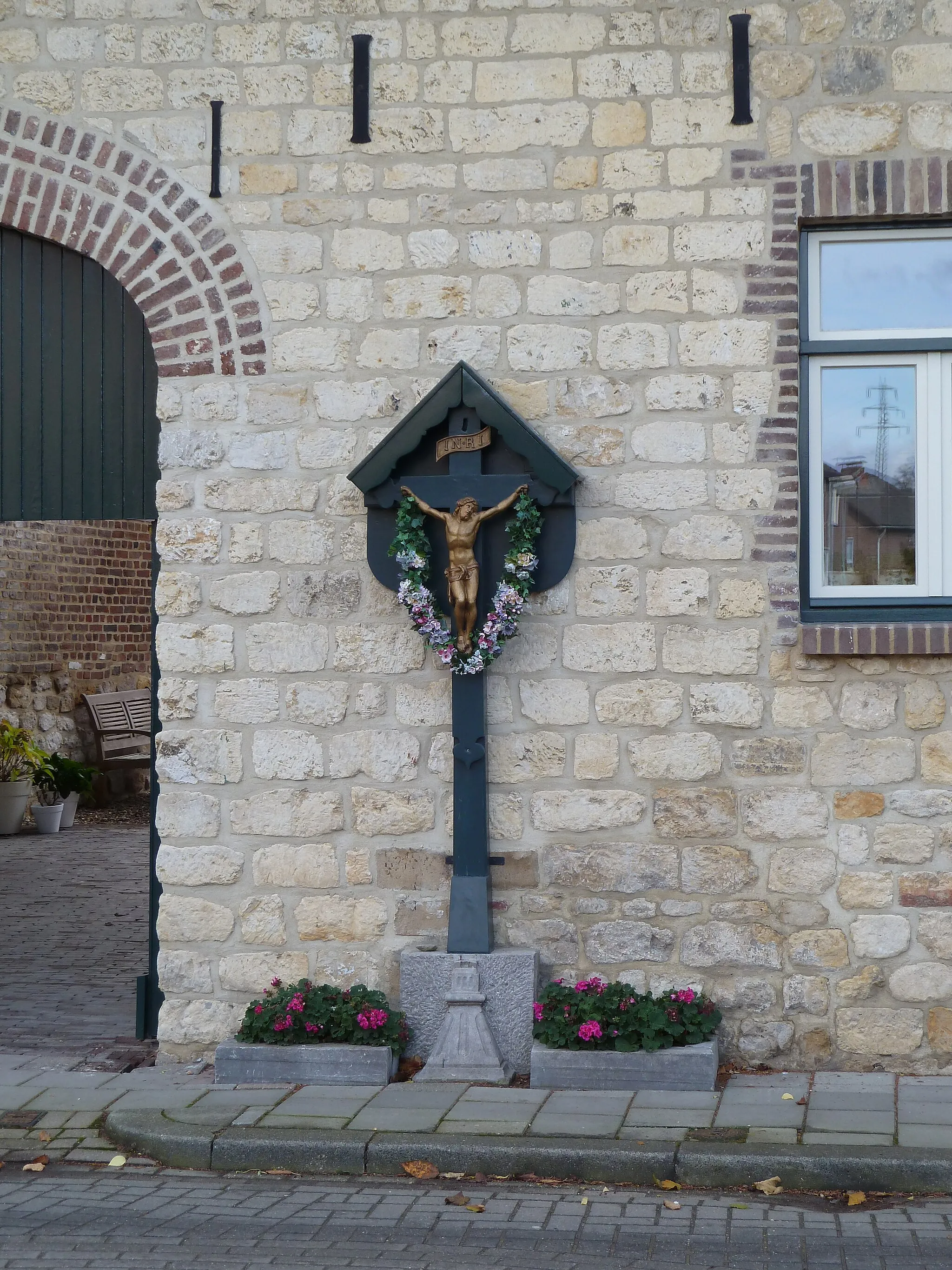 Photo showing: Cross at crossing Kampstraat-Ransdalerstraat, Ransdaal, Limburg, the Netherlands