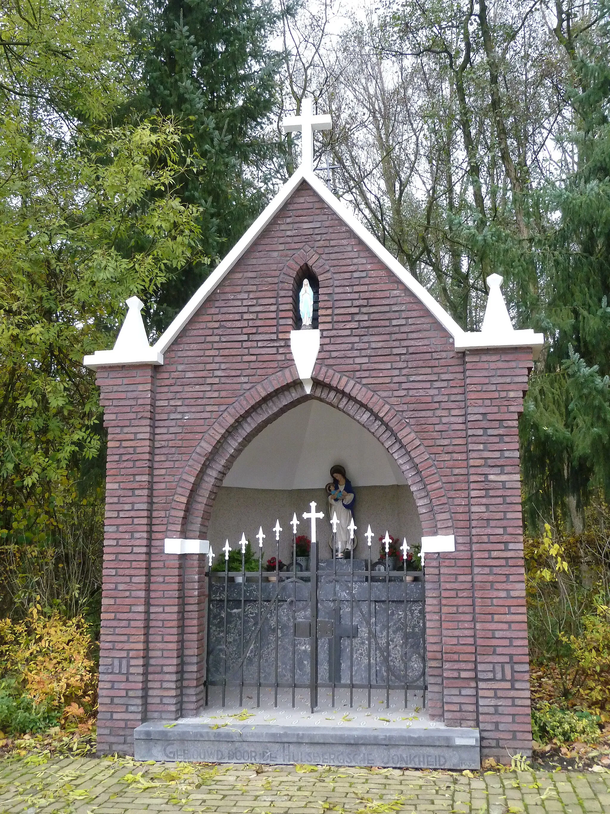 Photo showing: Chapel at crossing Wissengrachtweg-Hooleweg, Hulsberg, Limburg, the Netherlands