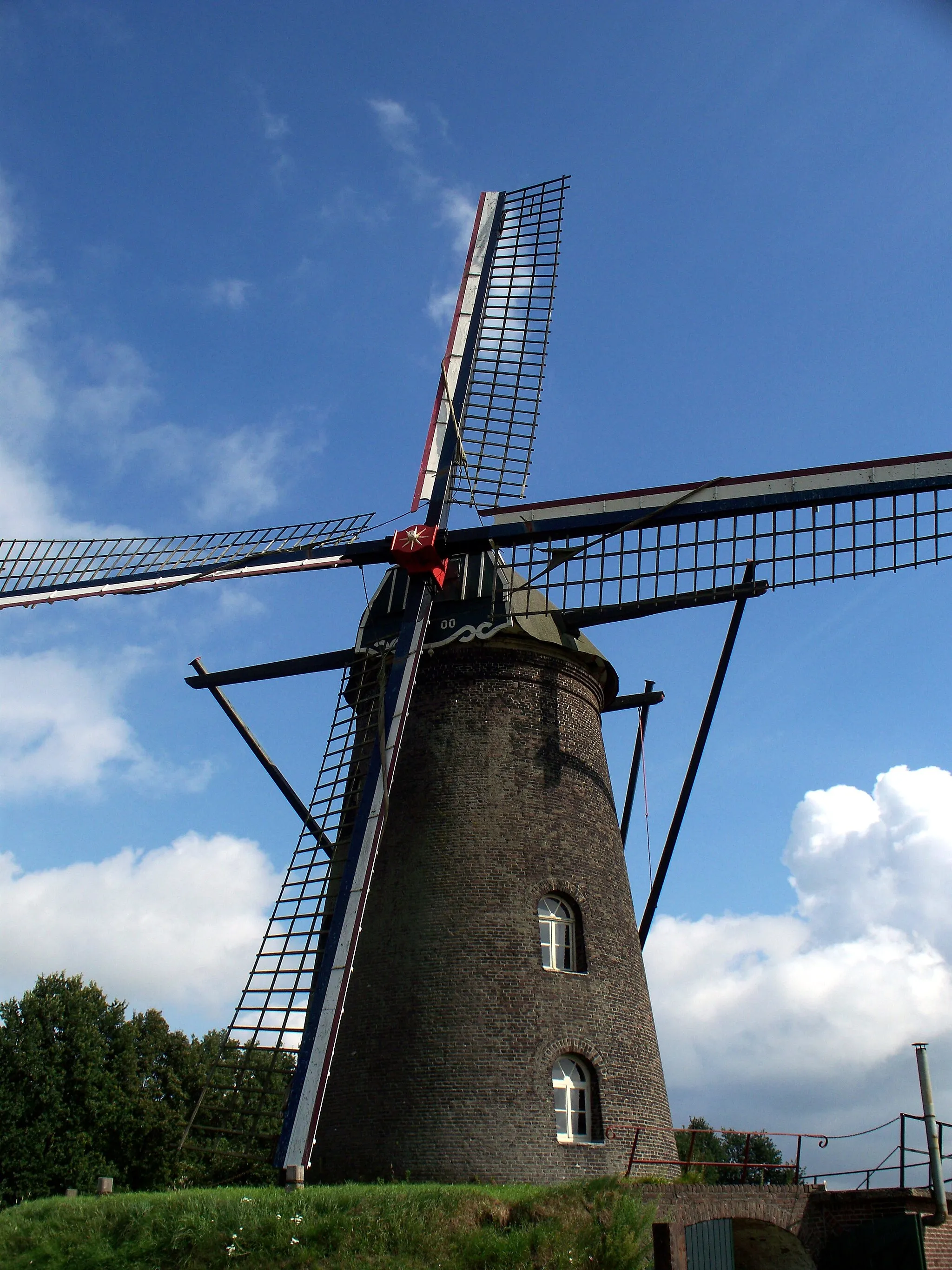 Photo showing: Windmolen Sint Petrus te Roggel, Nijken