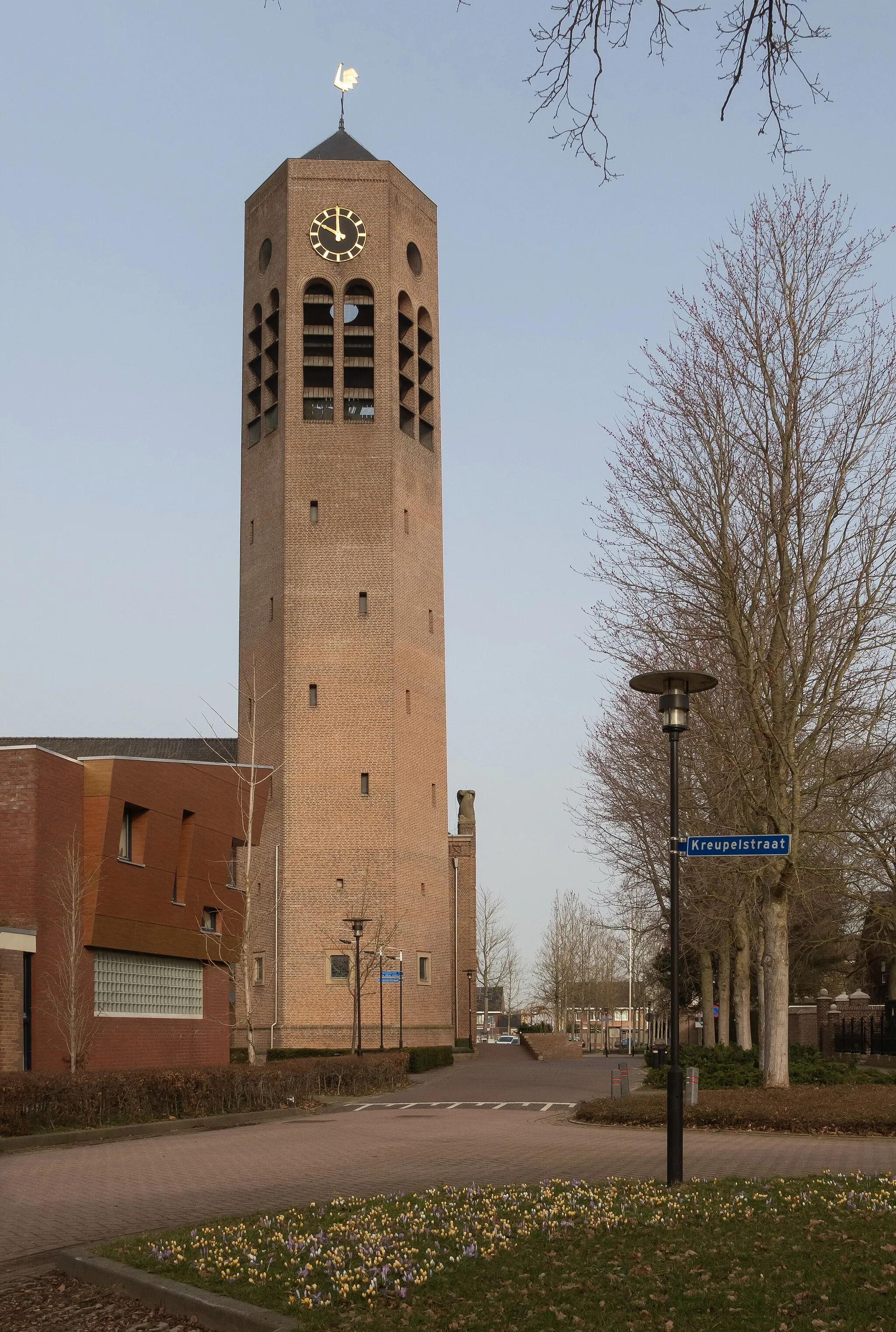 Photo showing: Vierlingsbeek, church: the Sint-Laurentiuskerk