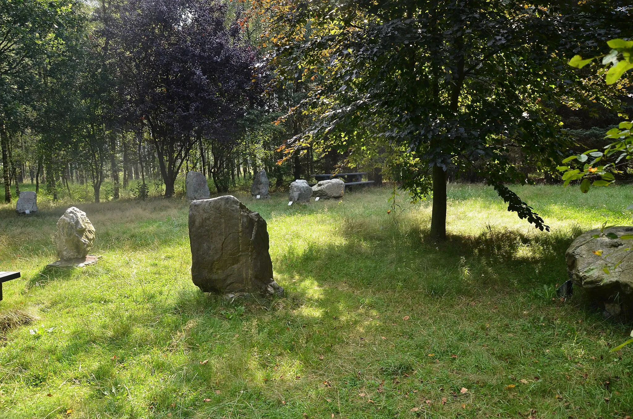 Photo showing: Stenen der Zaligheden, Reusel, Nederland
Deze stellen op schaal de 8 zaligheden (gemeenten) rond Reusel voor