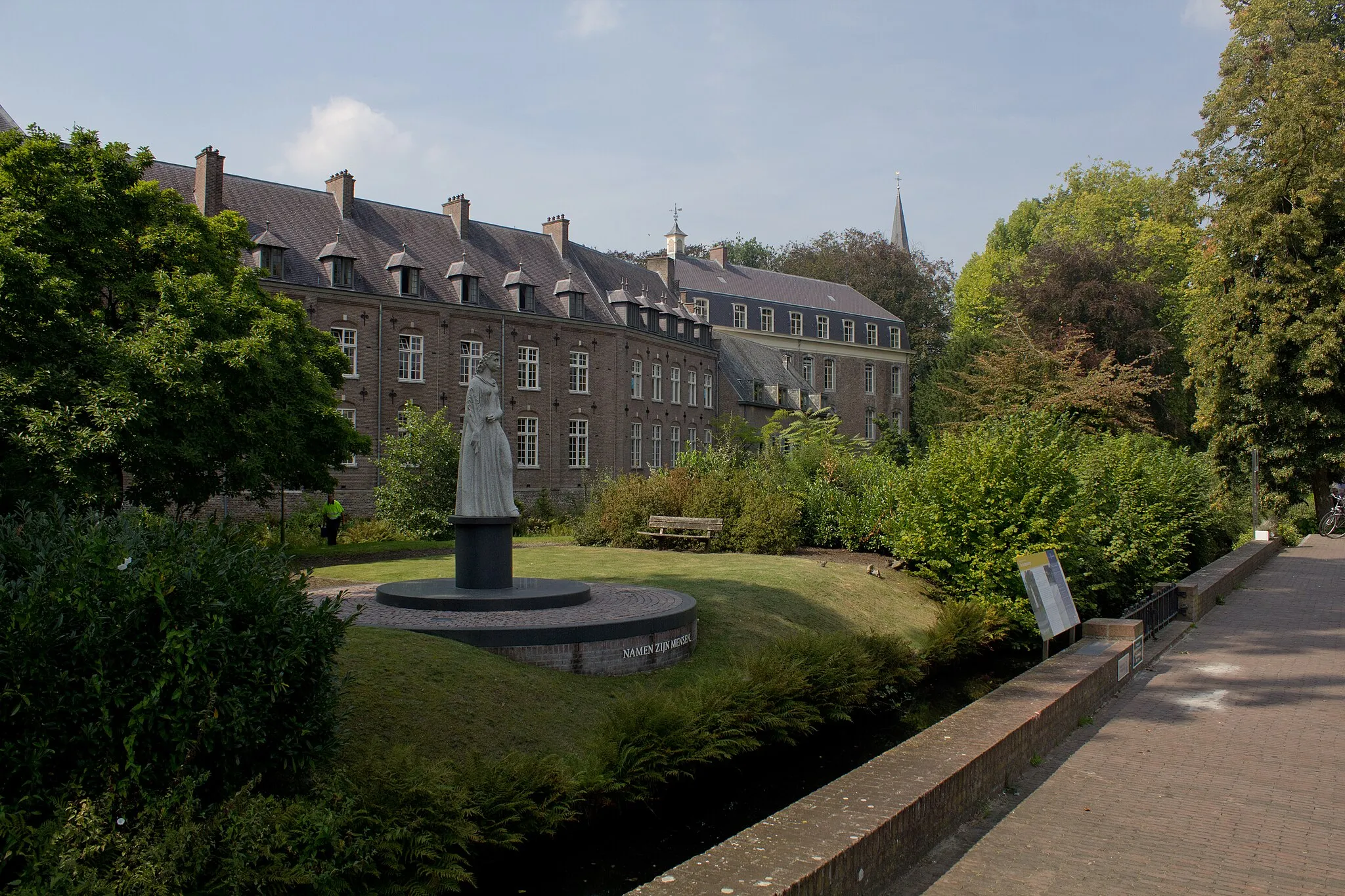 Photo showing: This is an image of rijksmonument number 16049