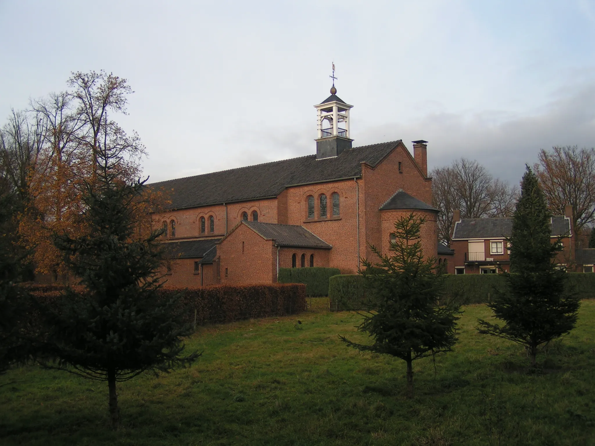 Photo showing: R.K. kerk Allerheiligst Sacrament te Middelrode