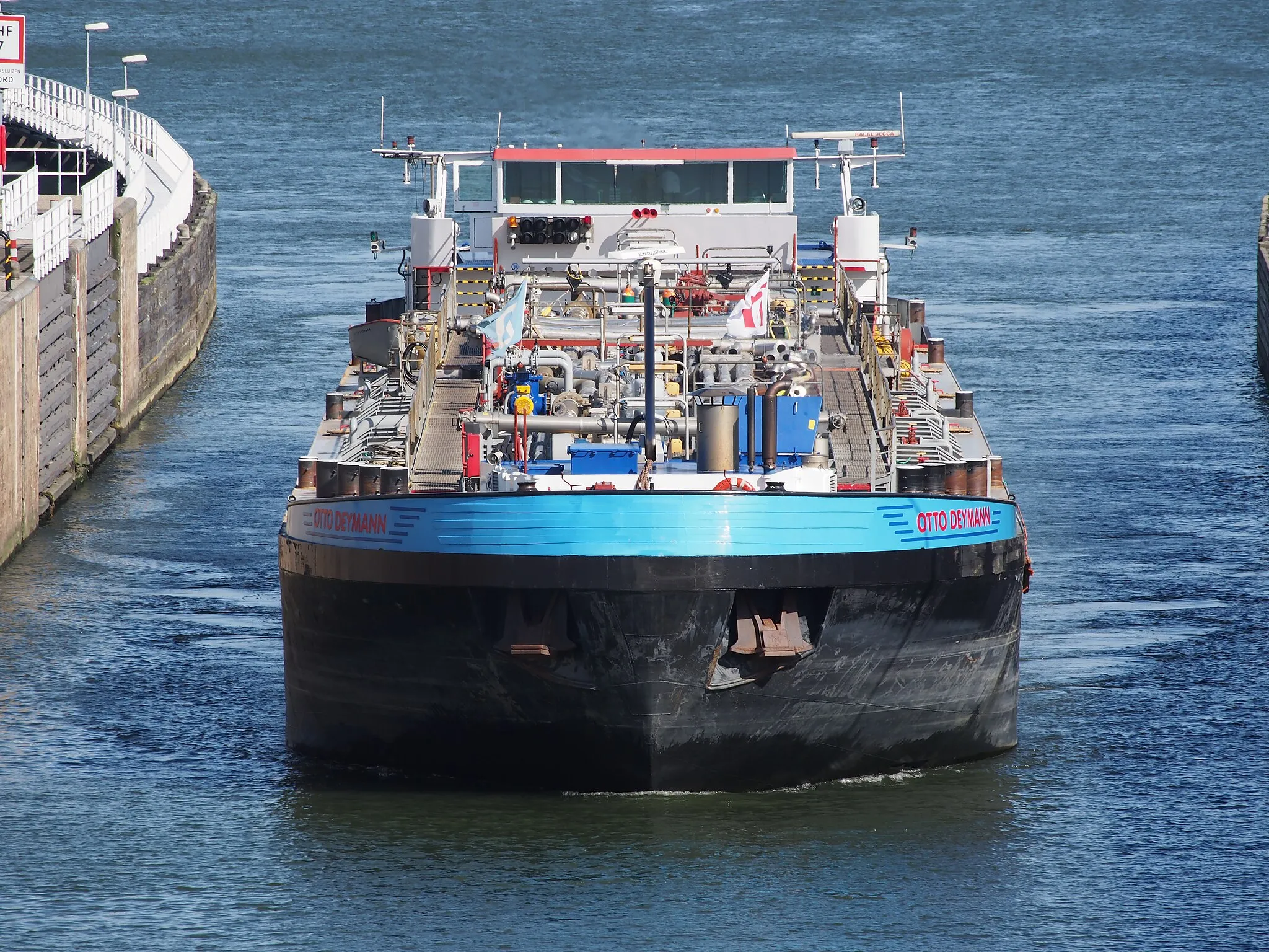 Photo showing: Photographed at Port of Amsterdam, The Netherlands.