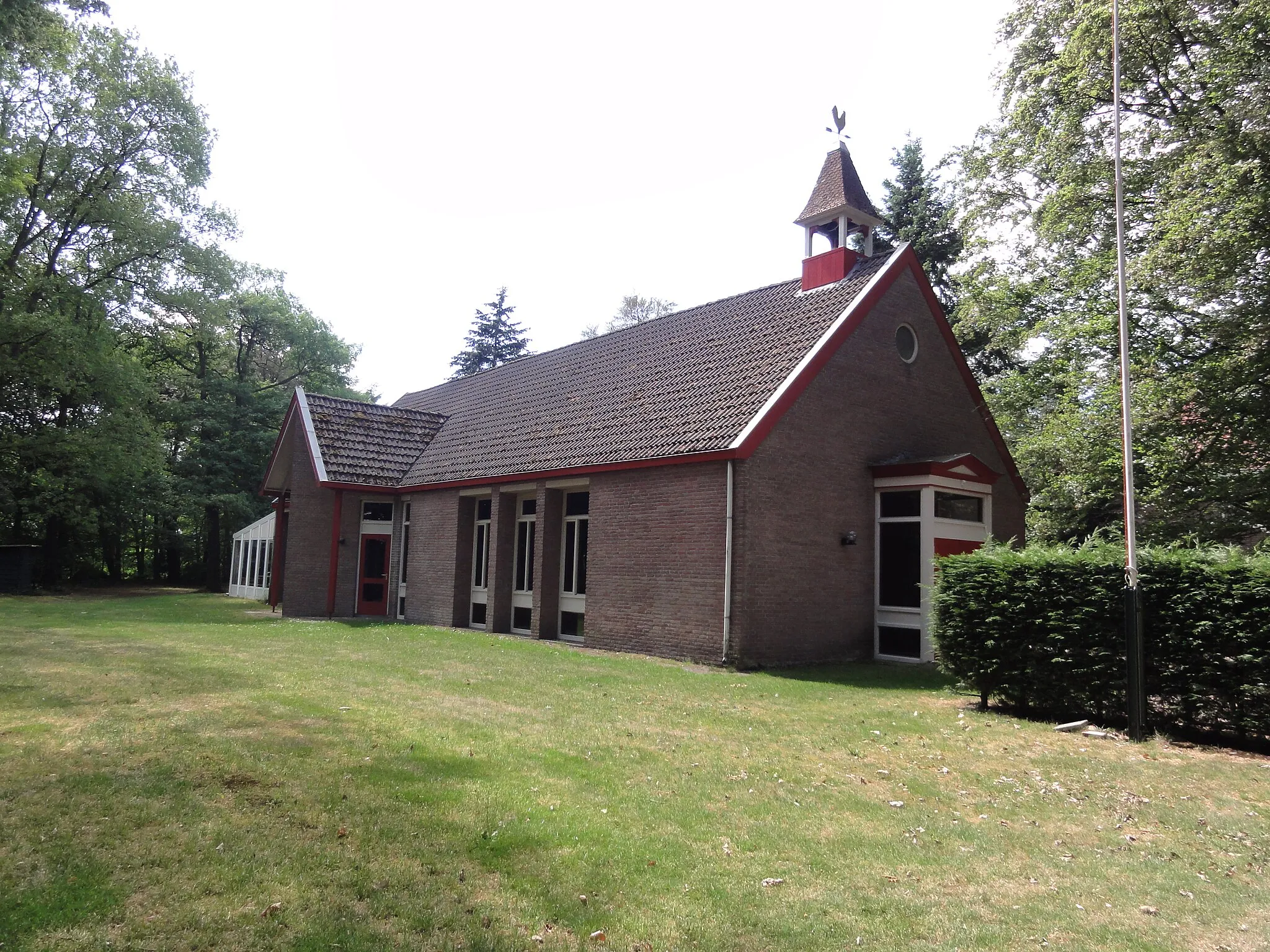 Photo showing: Elsendorp, NH kerk gelegen aan De Vossenberg
