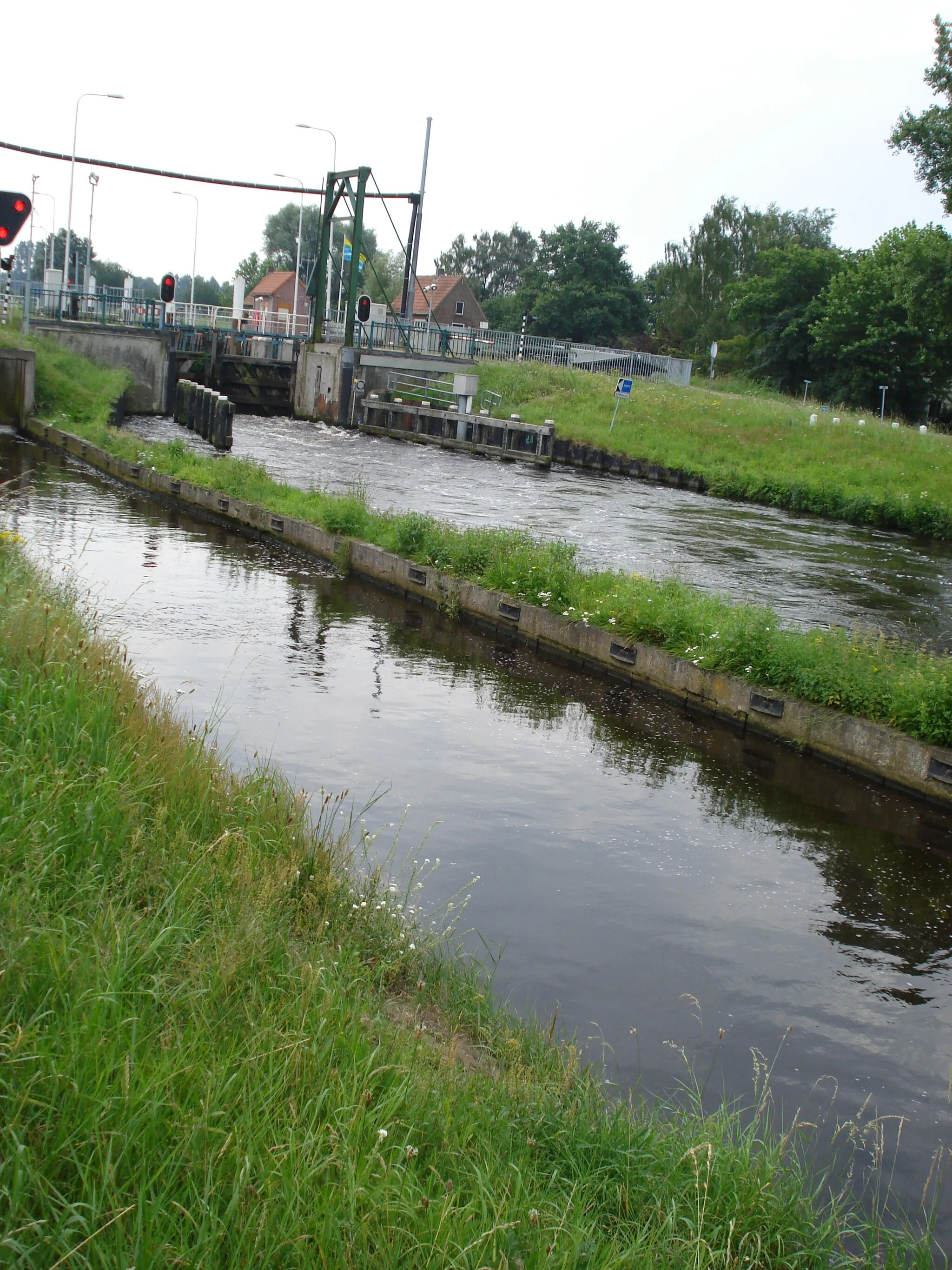 Photo showing: Keldonk,(N-Br, NL),Zuidwillemsvaart, canal lock opening