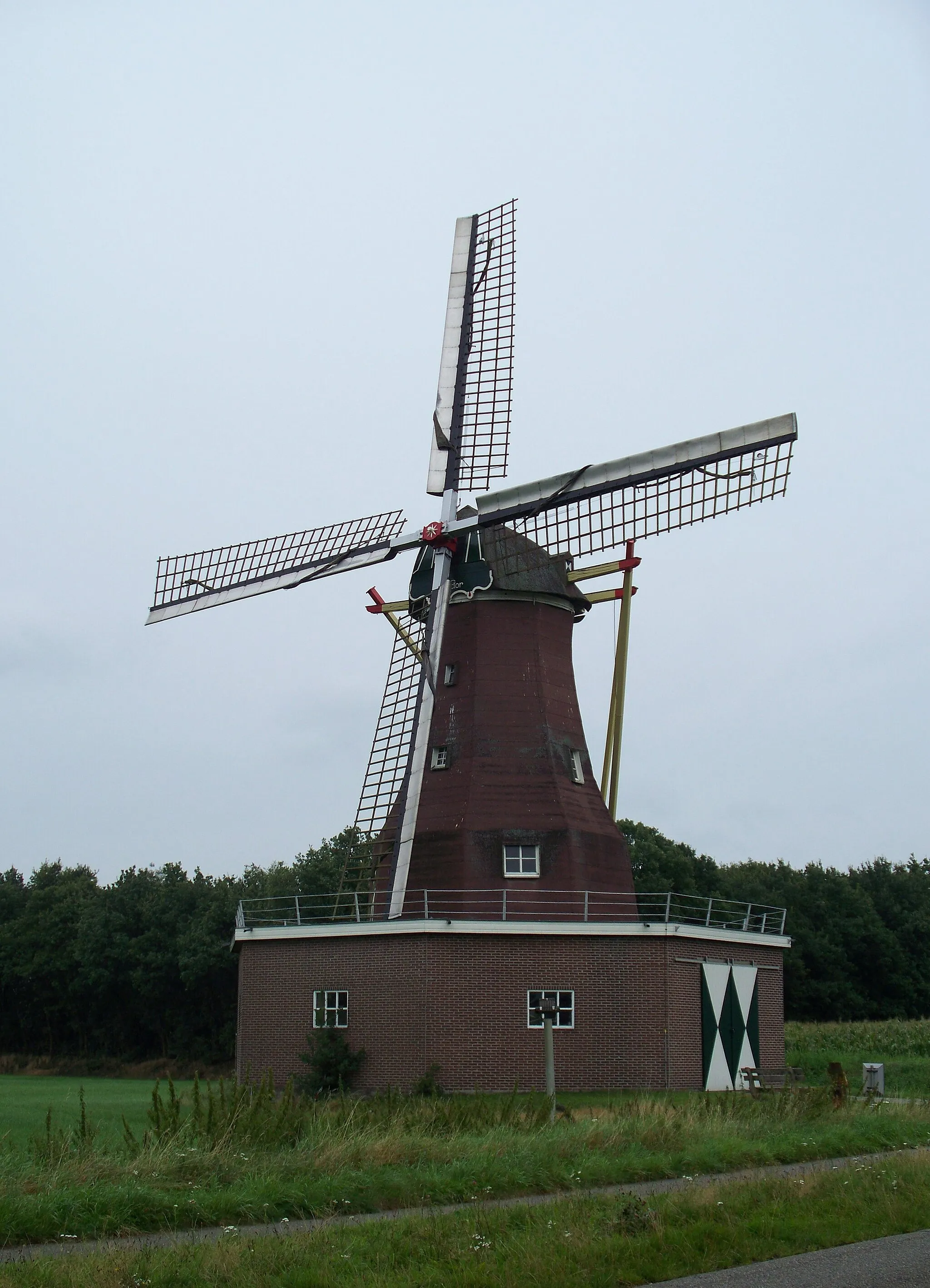 Photo showing: Windmolen Sint Victor te Zeeland, Verbindingsweg