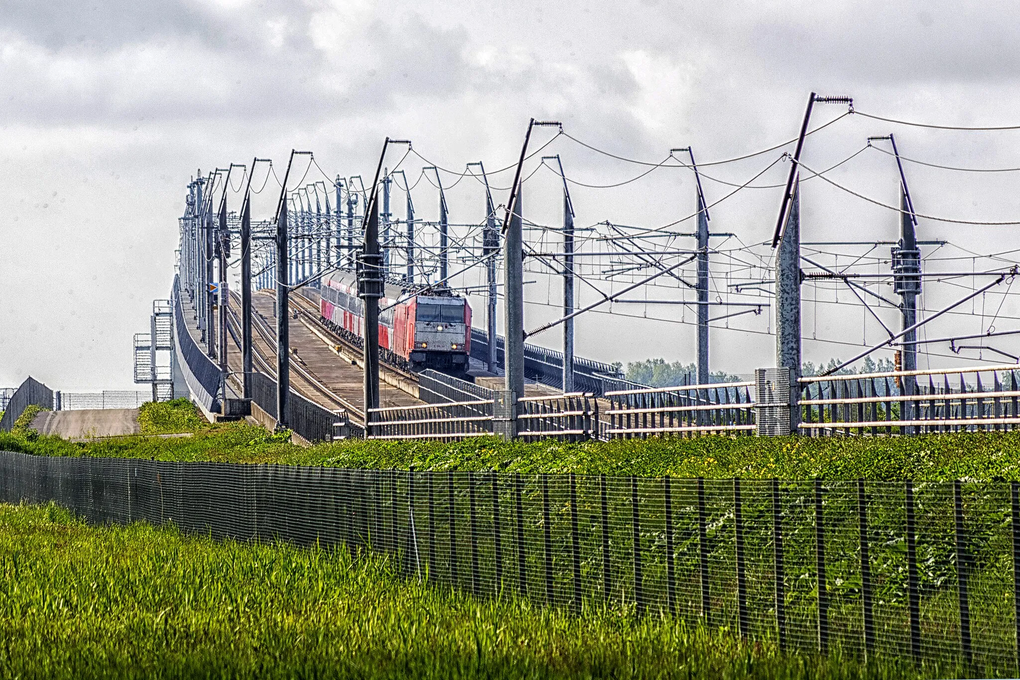 Photo showing: Nederlandse Spoorwegen NS Highspeed op de Moerdijkbrug bij Willemsdorp