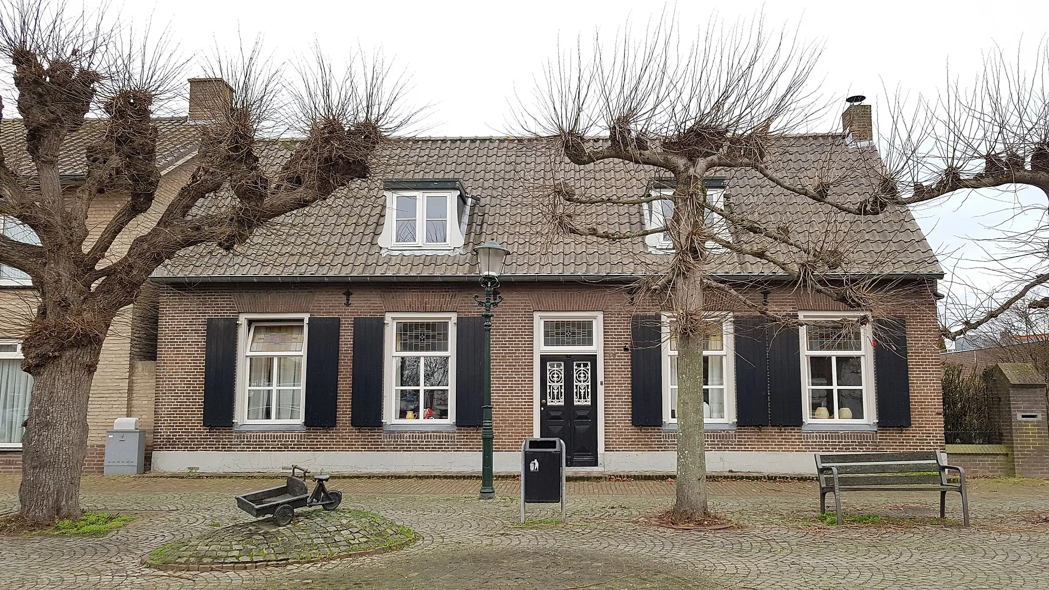 Photo showing: Huis aan het Marktplein 17 in Lith
