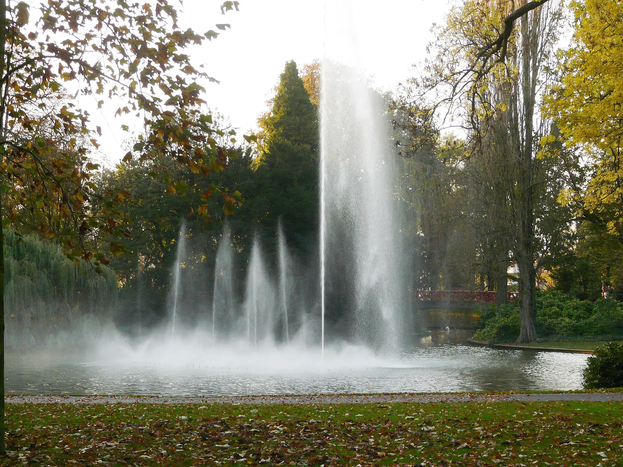 Photo showing: Fontein in Park Valkenberg in Breda