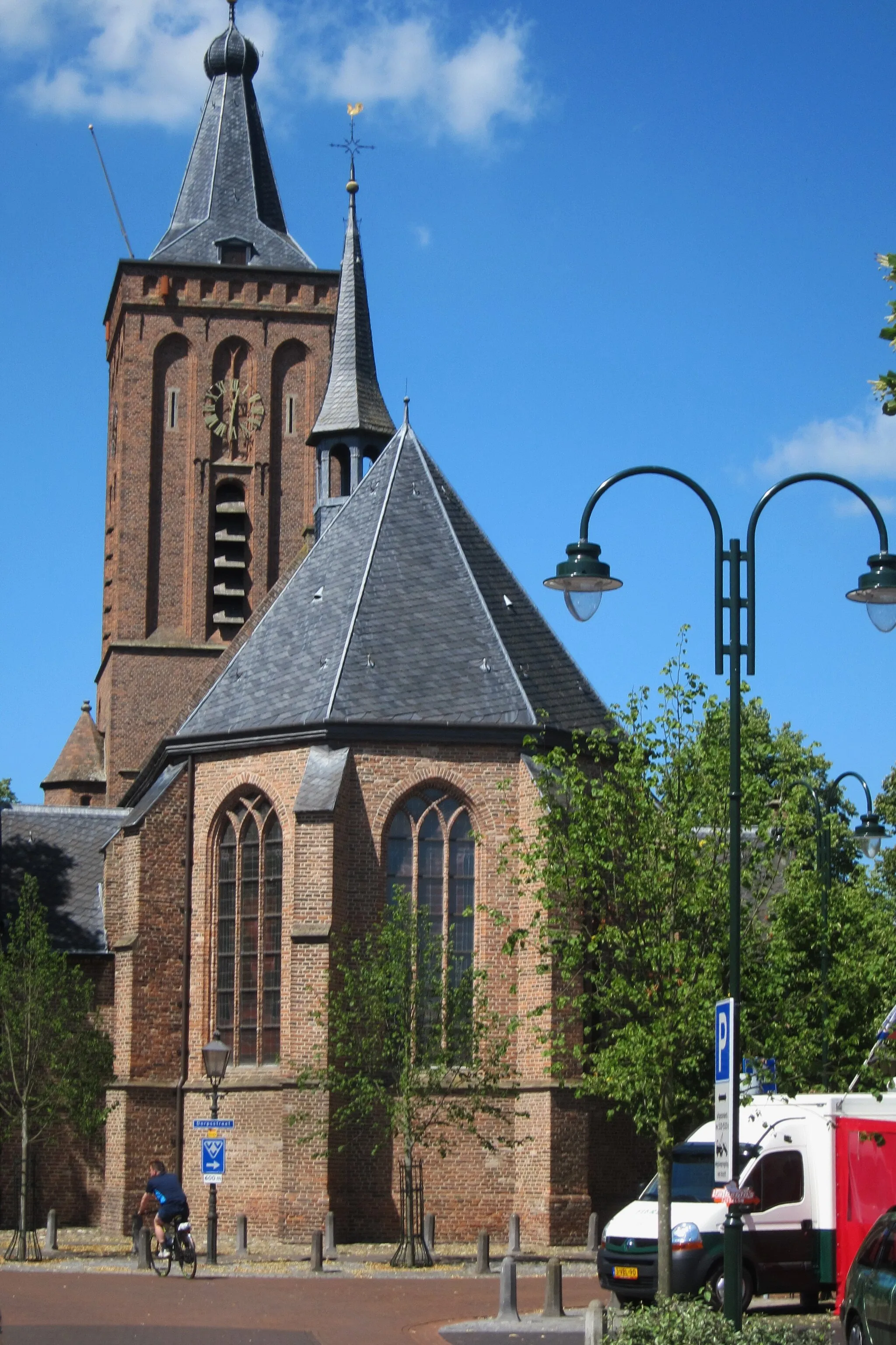 Photo showing: Protestant church of Scherpenzeel at 21 July 2015