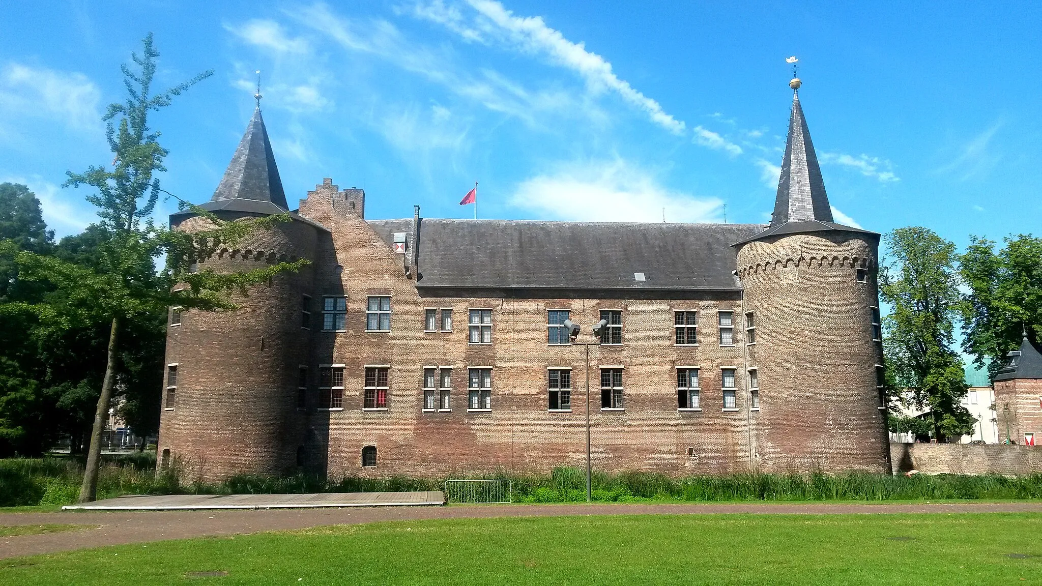 Photo showing: 2014-07-24; Helmond Castle.