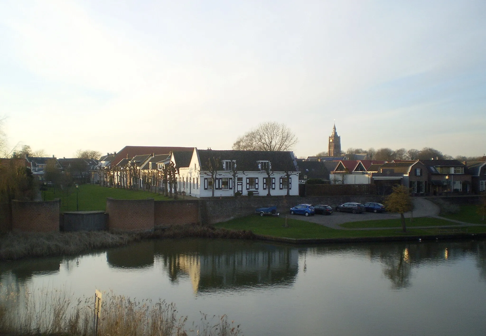 Photo showing: Panoramisch beeld van het zuidelijk deel van Asperen (NL) aan de Linge